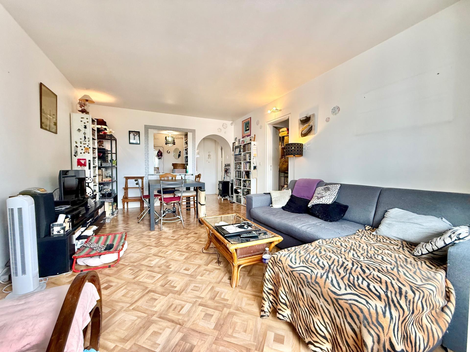 Miniature photo - 2 / 8