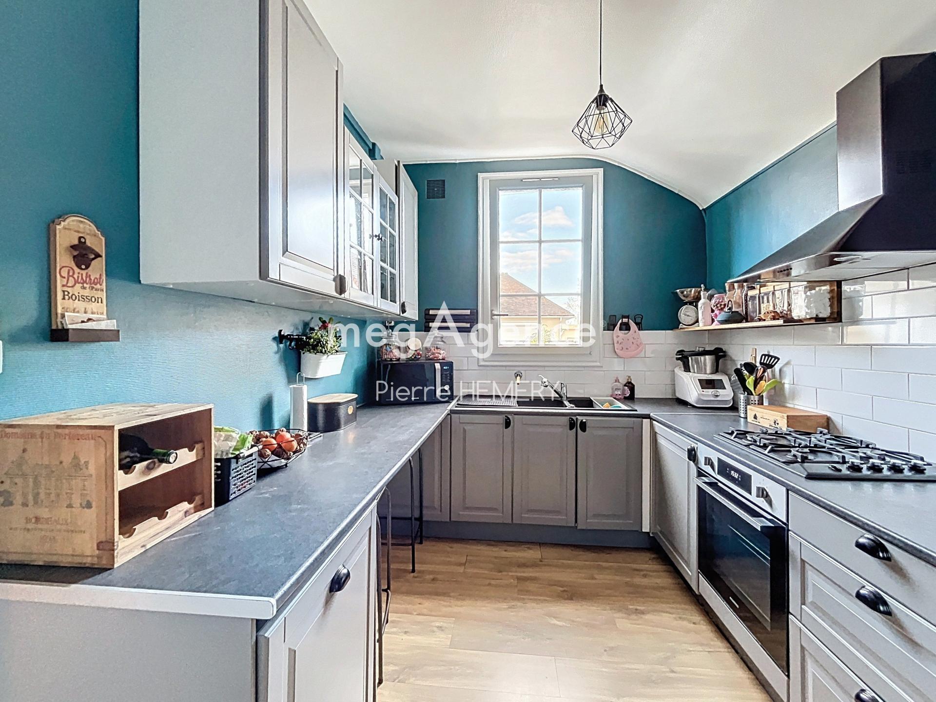 Miniature photo - 2 / 8