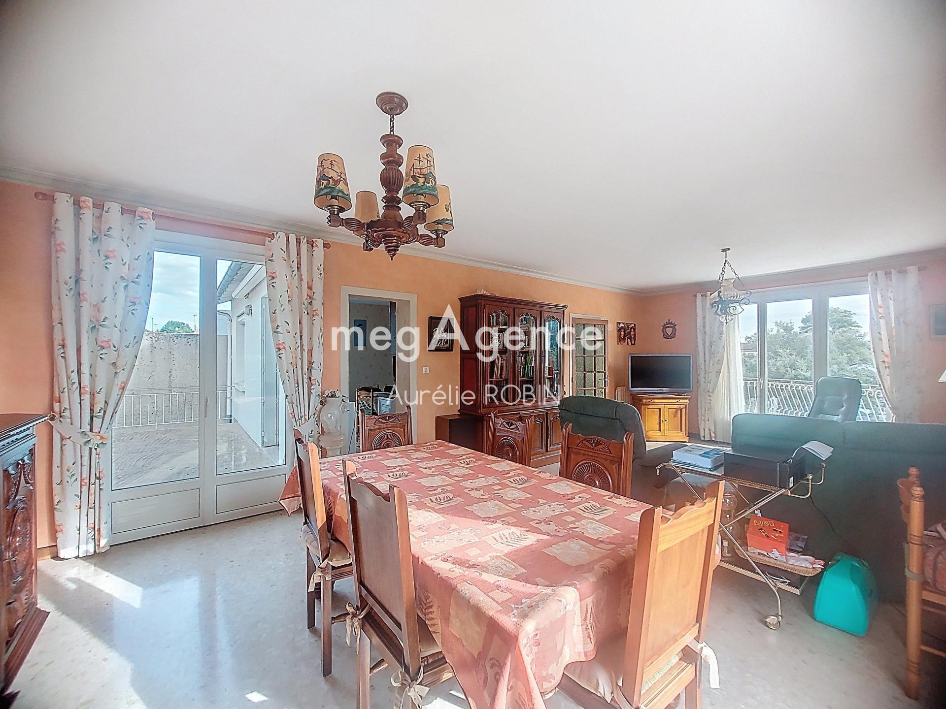 Miniature photo - 4 / 10