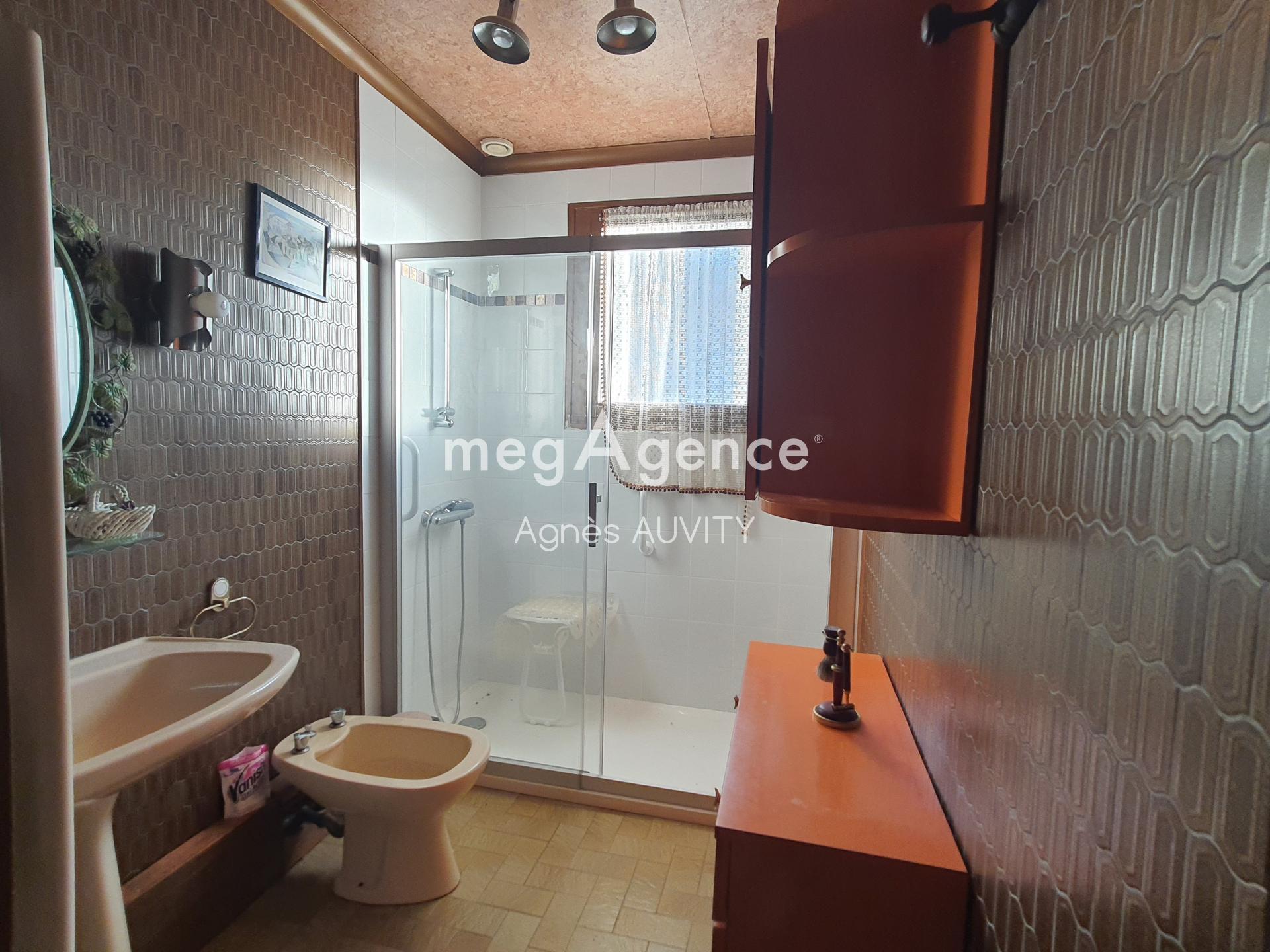 Miniature photo - 8 / 10