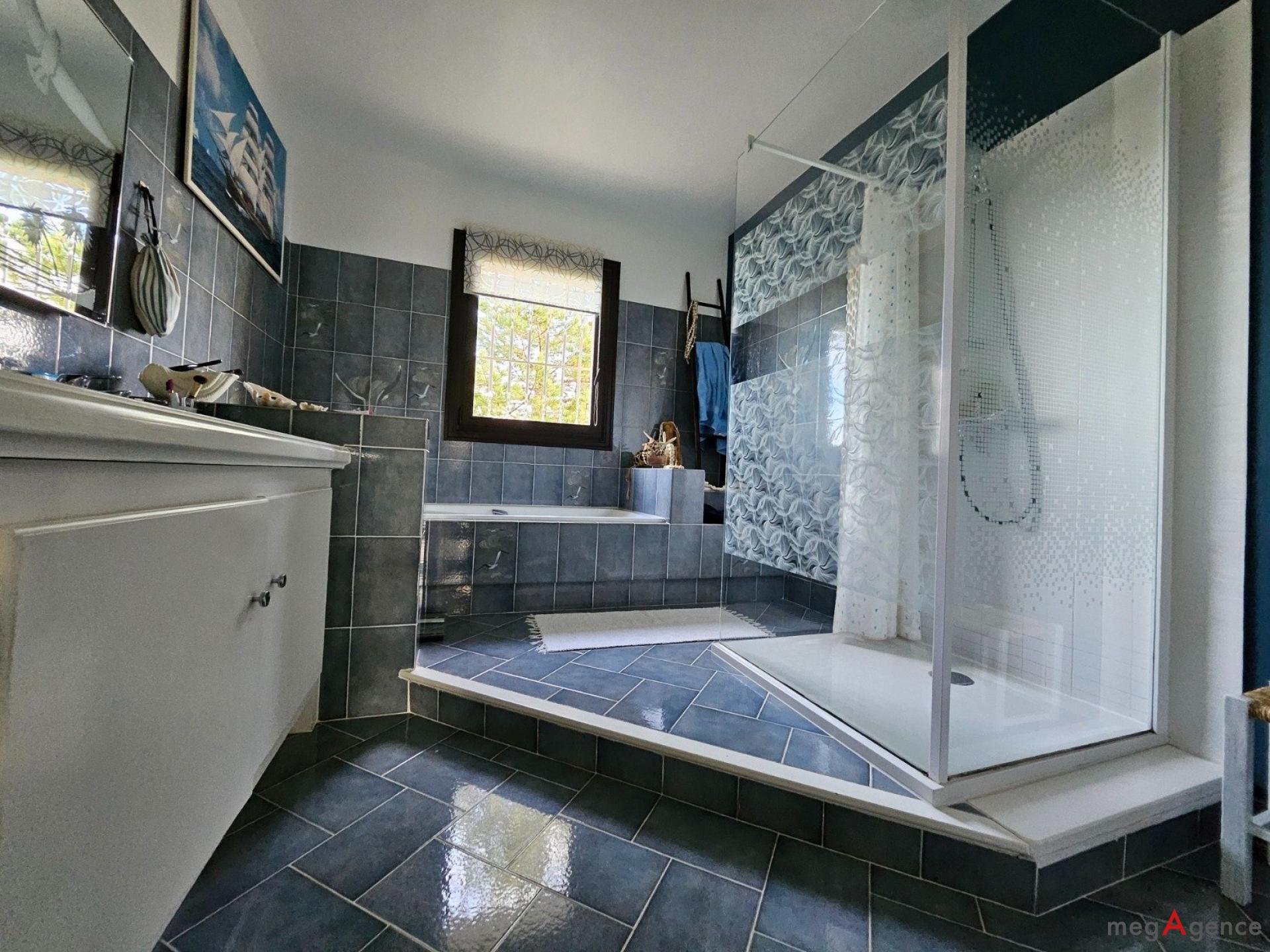 Miniature photo - 8 / 15