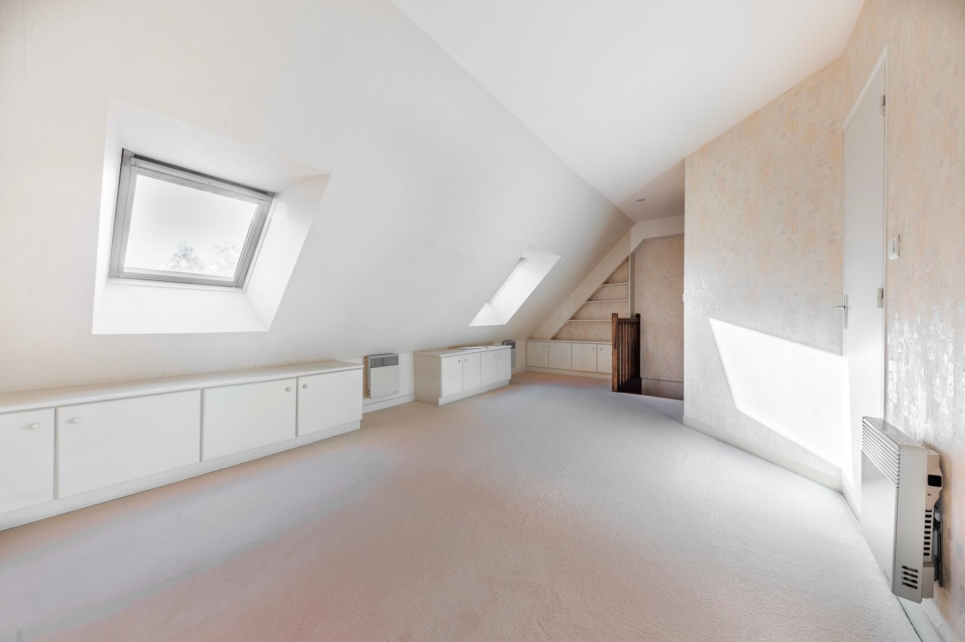 Miniature photo - 6 / 10