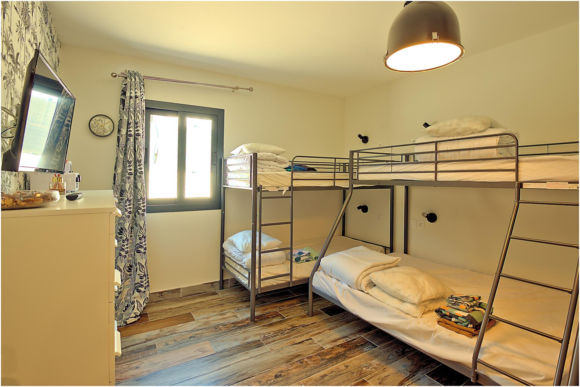 Miniature photo - 9 / 20