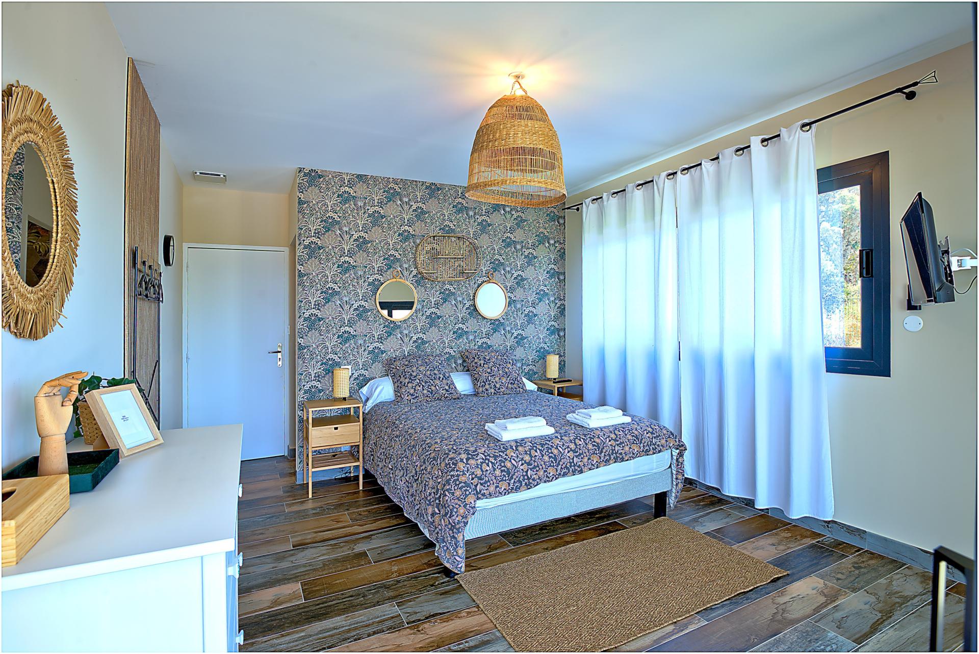 Miniature photo - 5 / 20