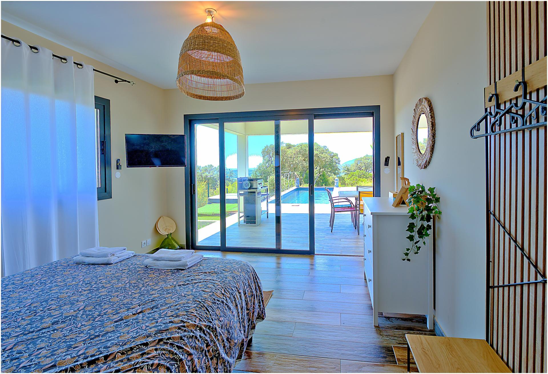 Miniature photo - 4 / 20