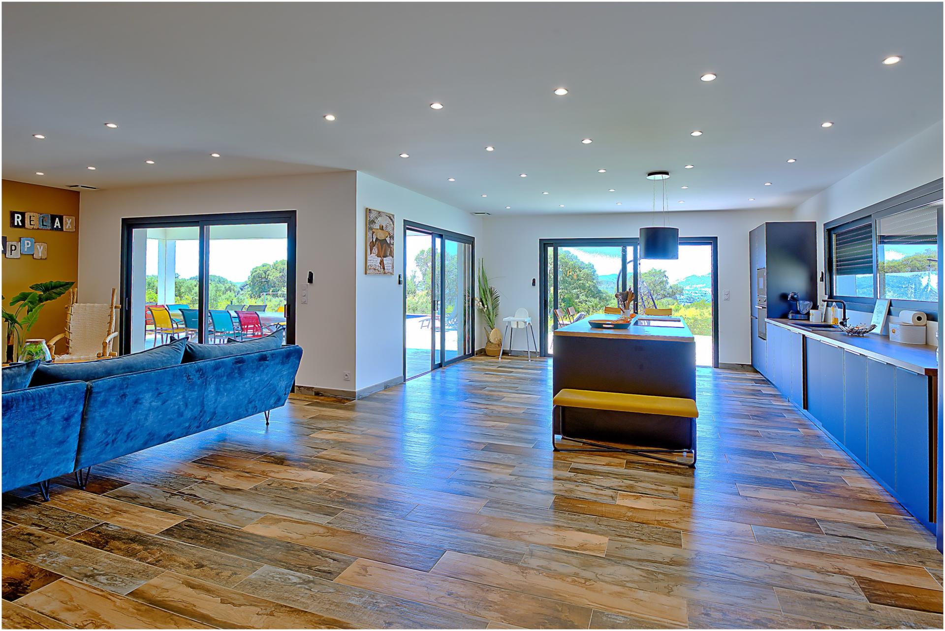 Miniature photo - 3 / 20