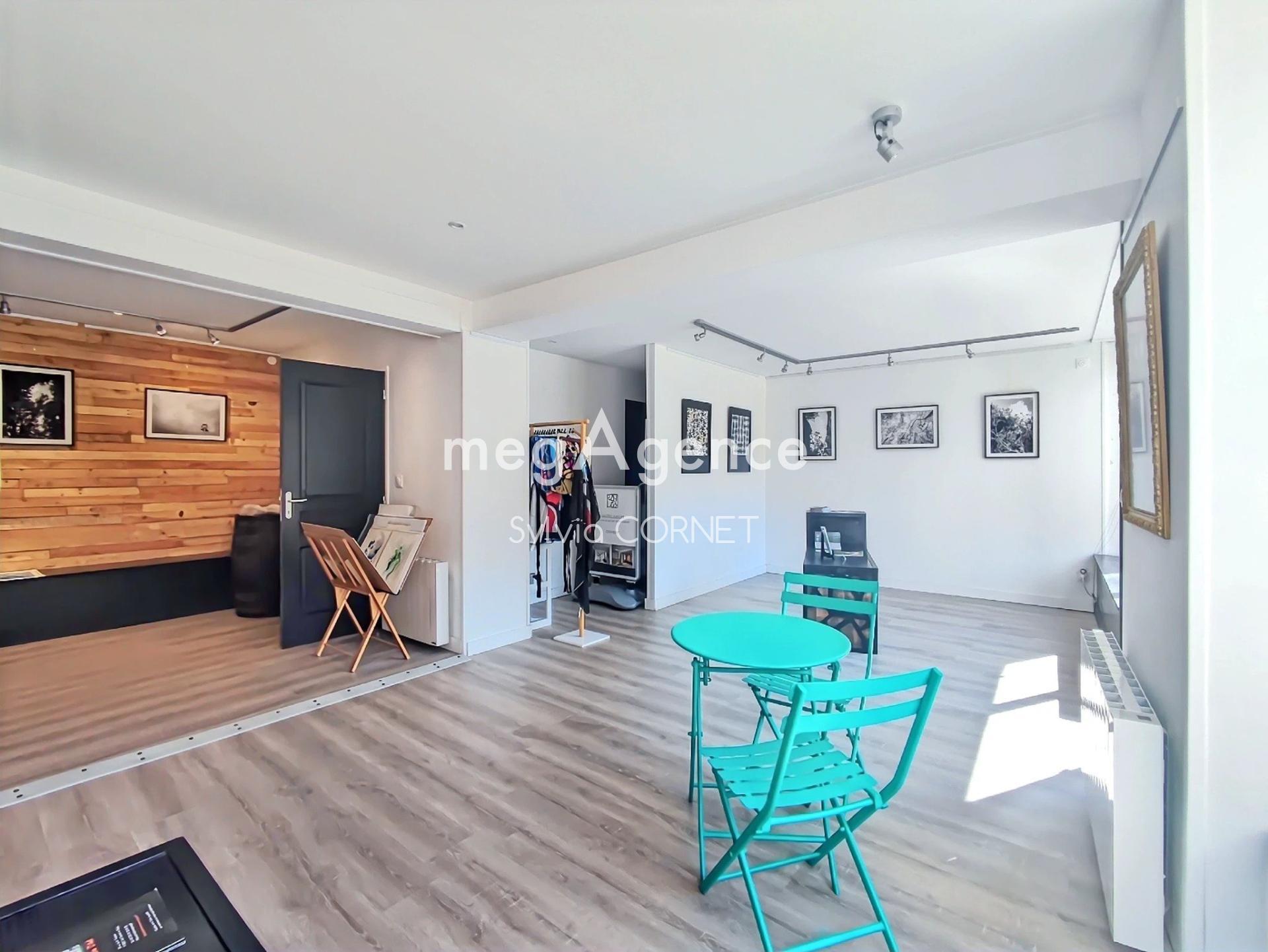 Miniature photo - 2 / 8