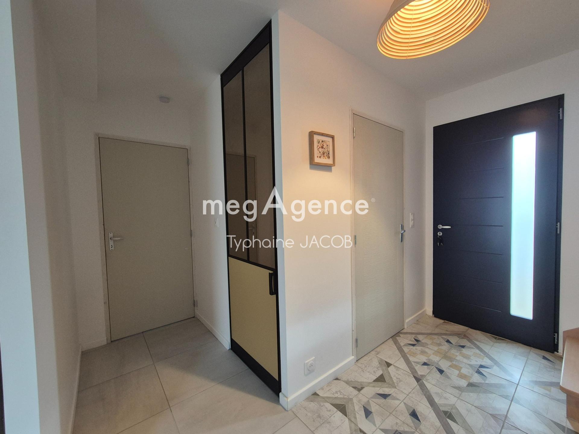 Miniature photo - 2 / 12