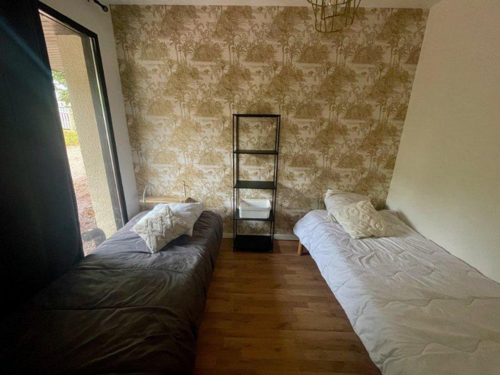 Miniature photo - 11 / 18