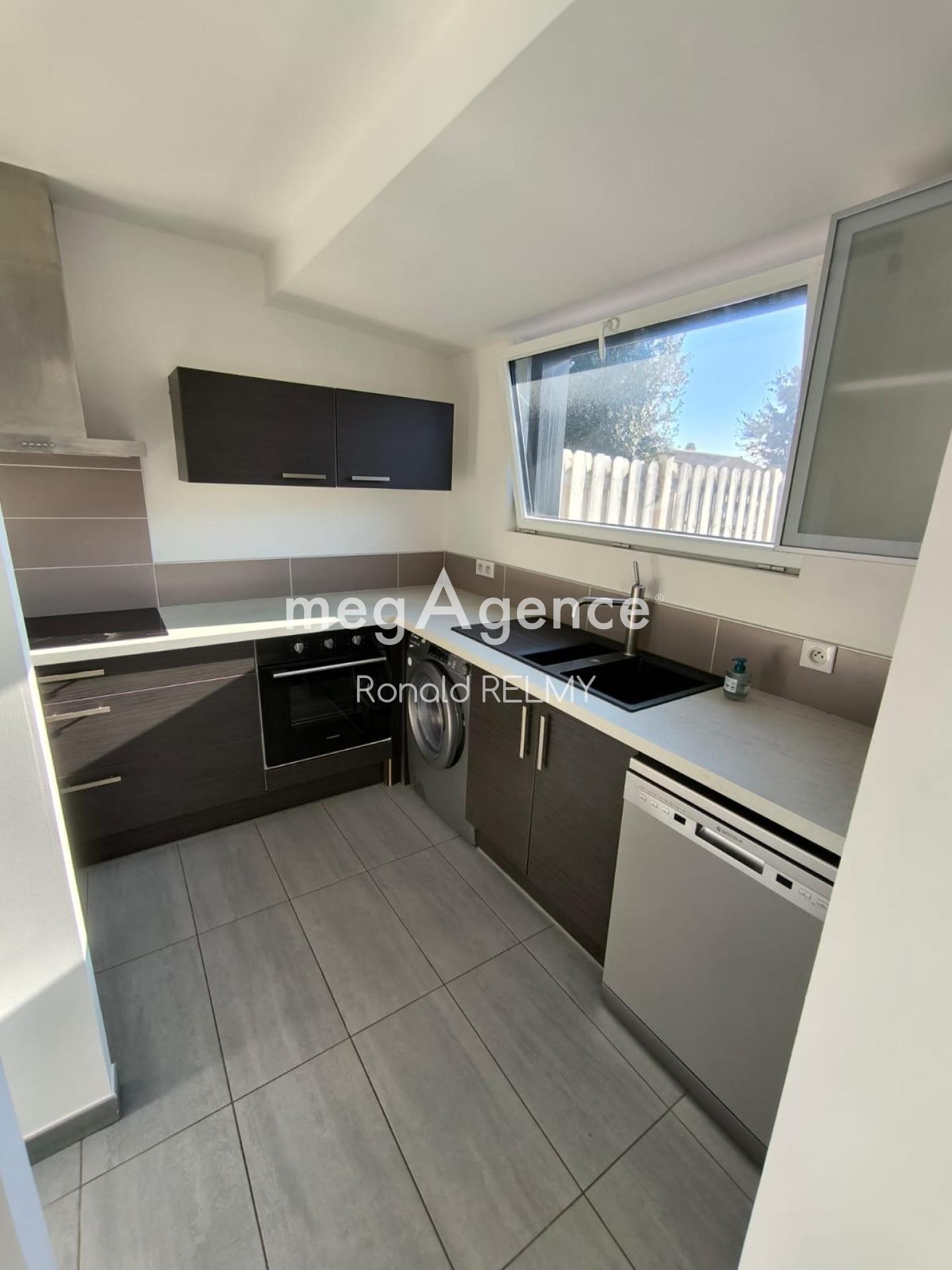 Miniature photo - 2 / 15