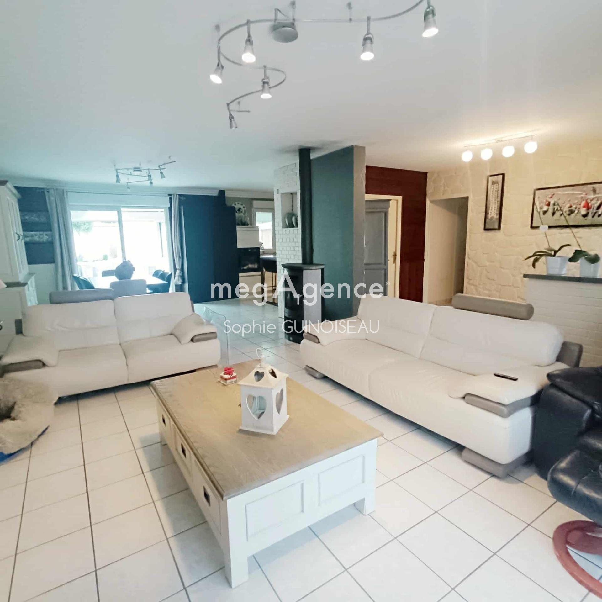 Miniature photo - 2 / 13