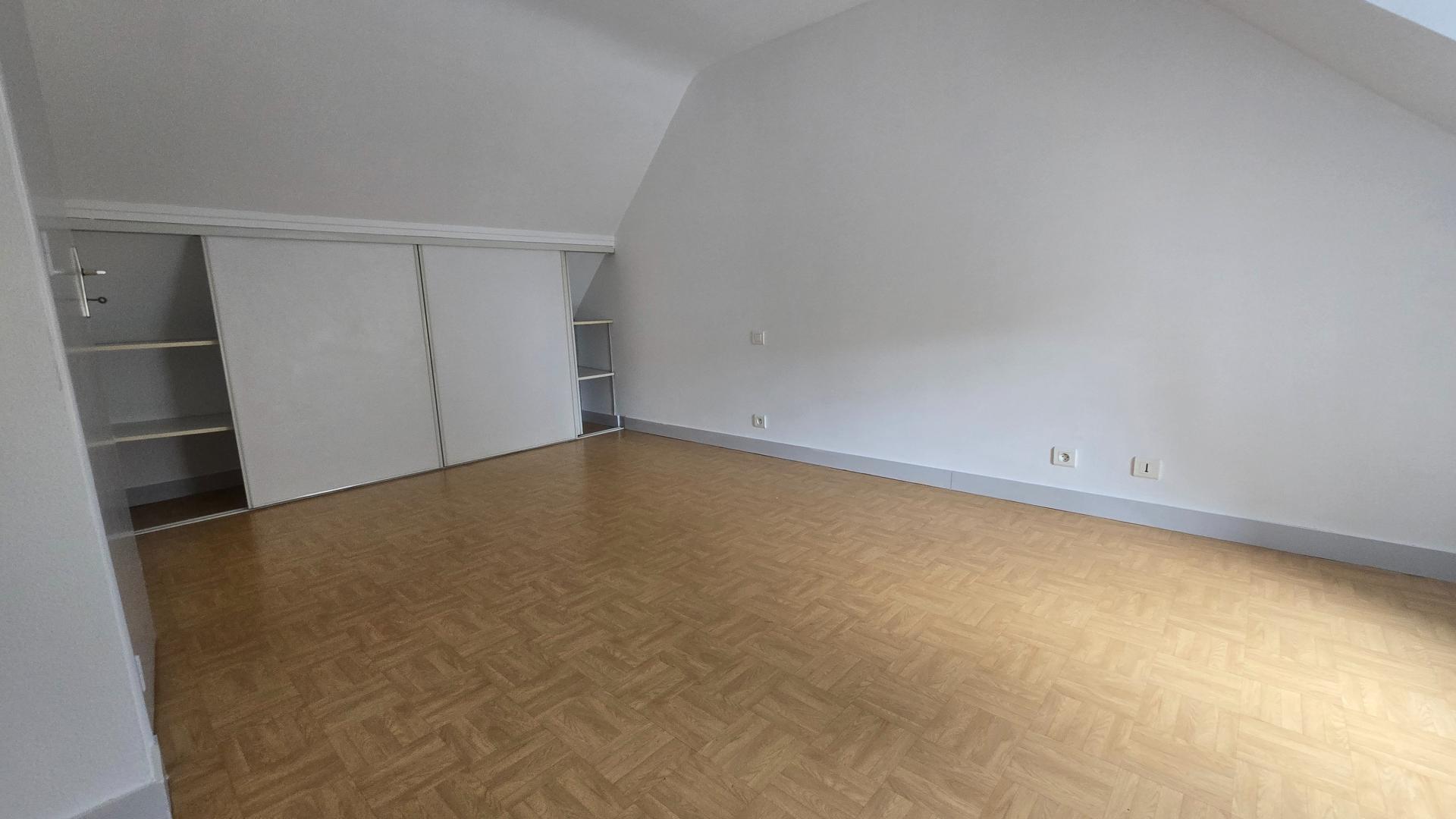 Miniature photo - 4 / 10