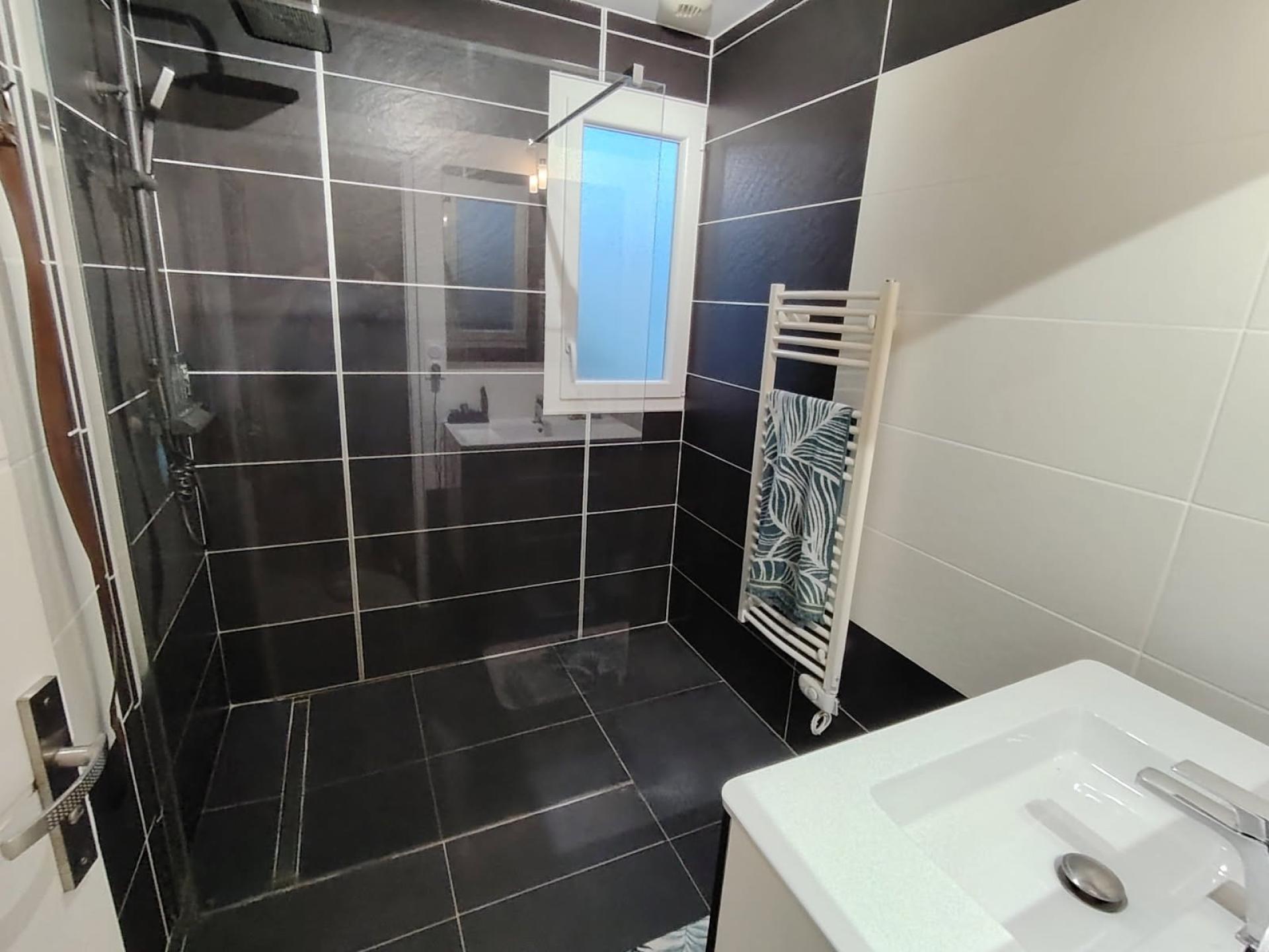 Miniature photo - 8 / 14