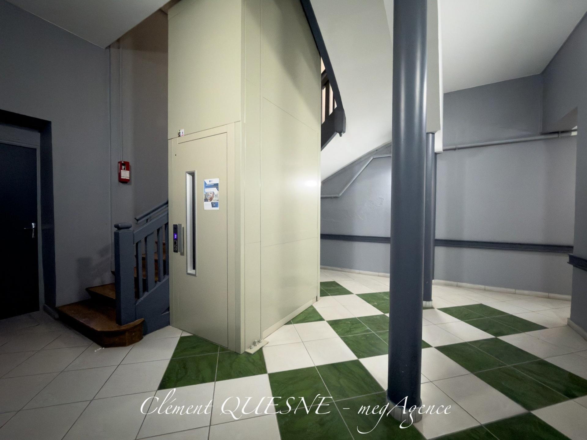 Miniature photo - 17 / 17