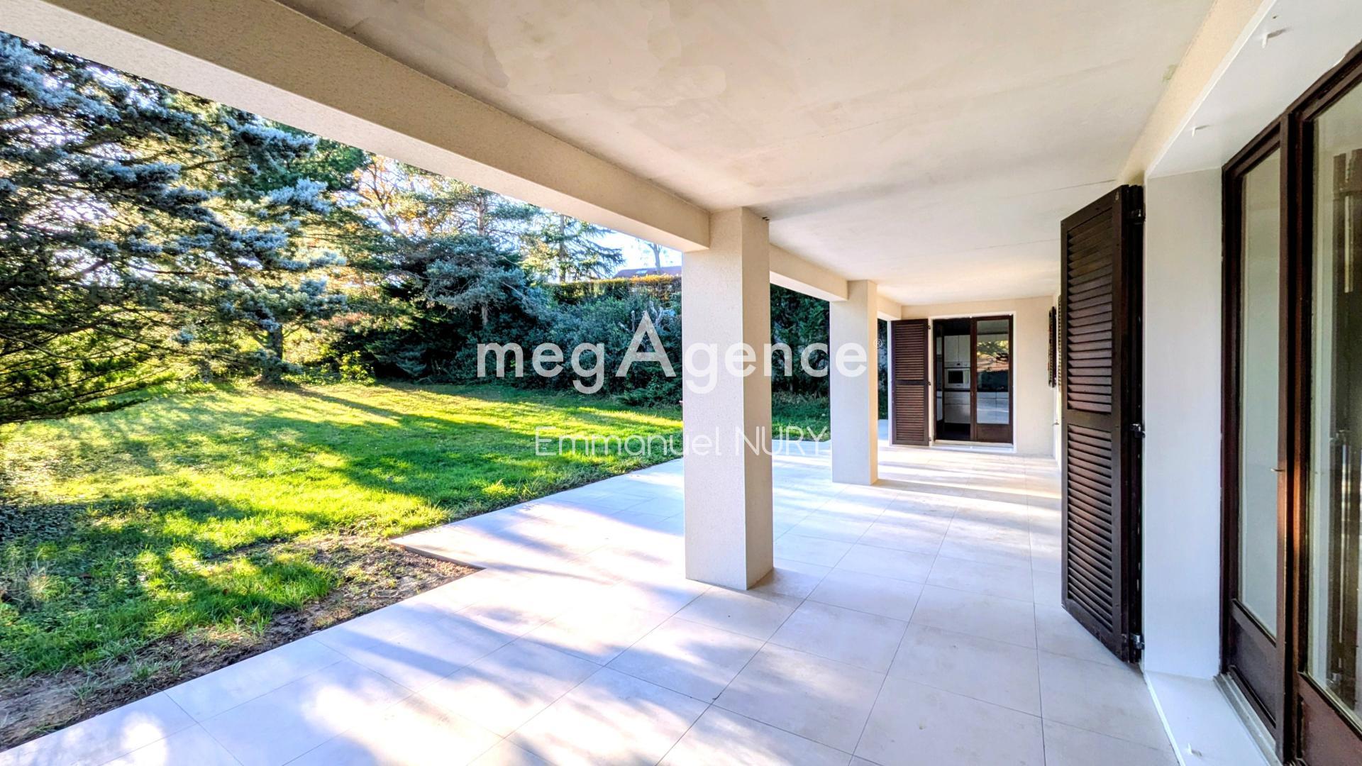 Miniature photo - 2 / 11