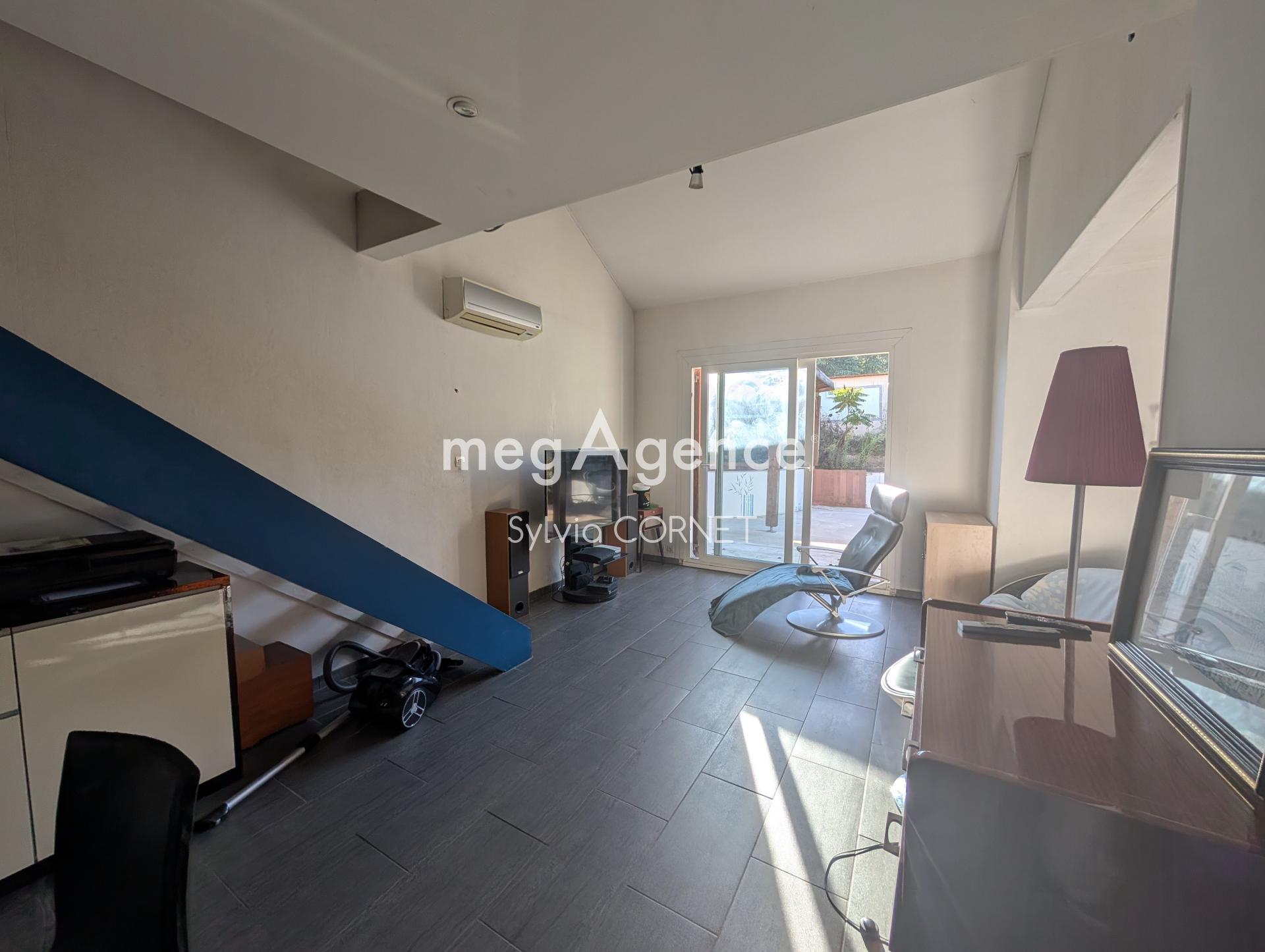 Miniature photo - 2 / 6