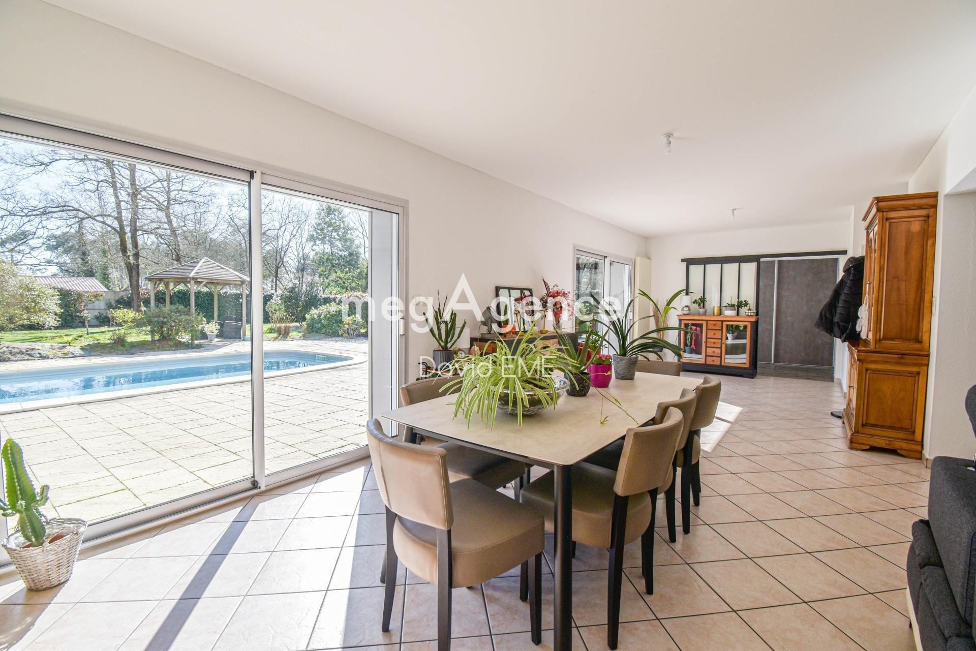 Miniature photo - 7 / 15