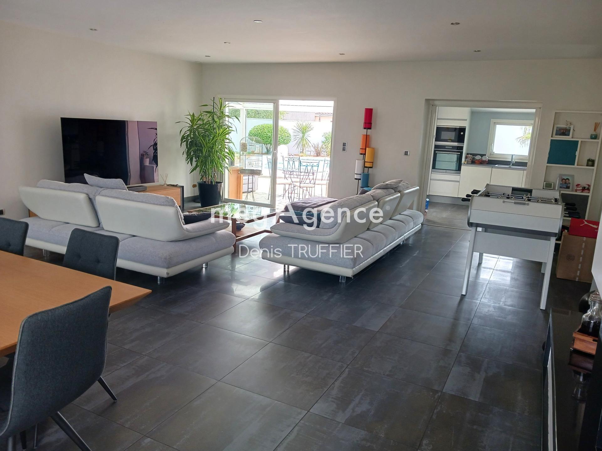 Miniature photo - 4 / 19