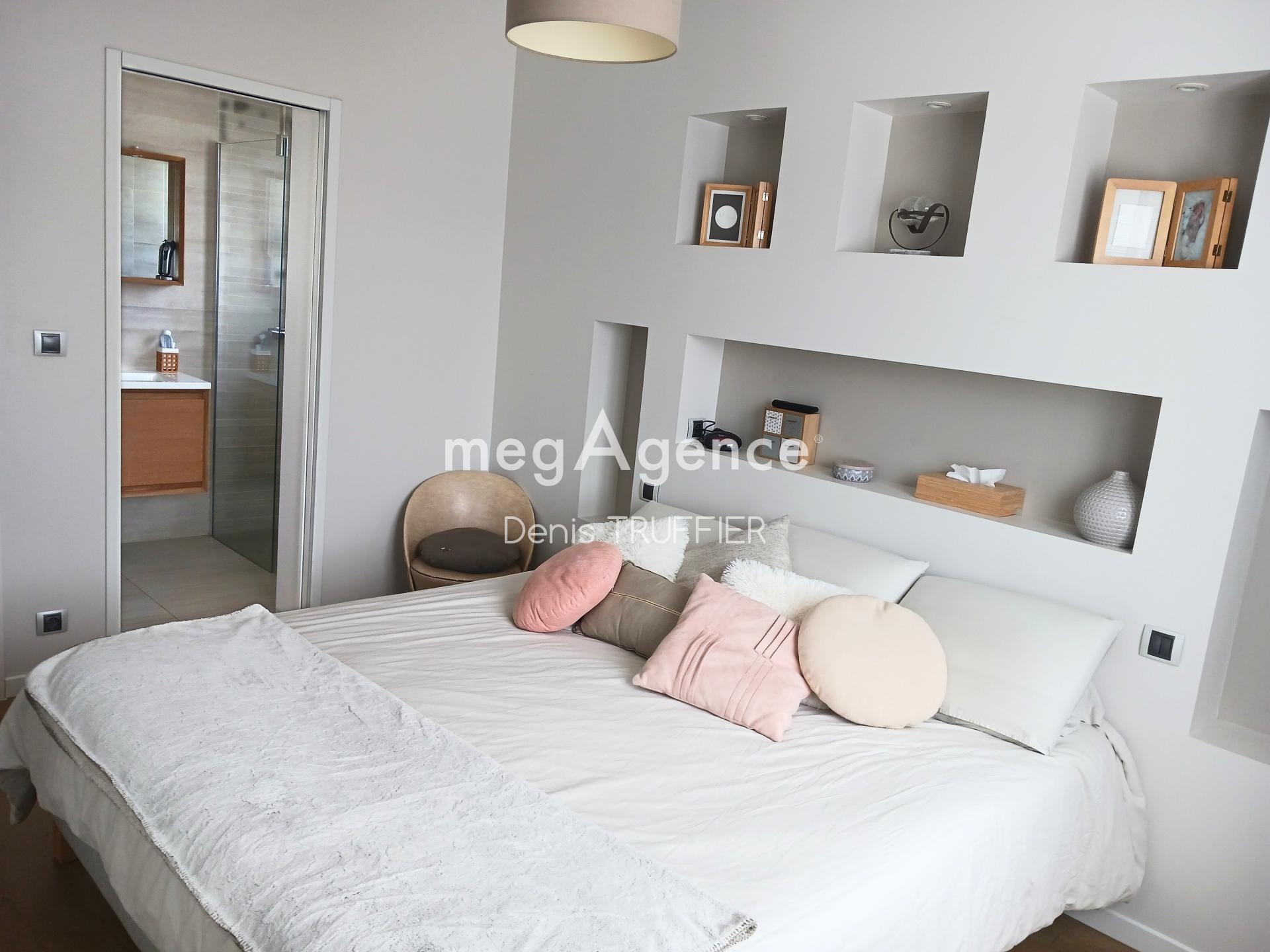 Miniature photo - 9 / 19