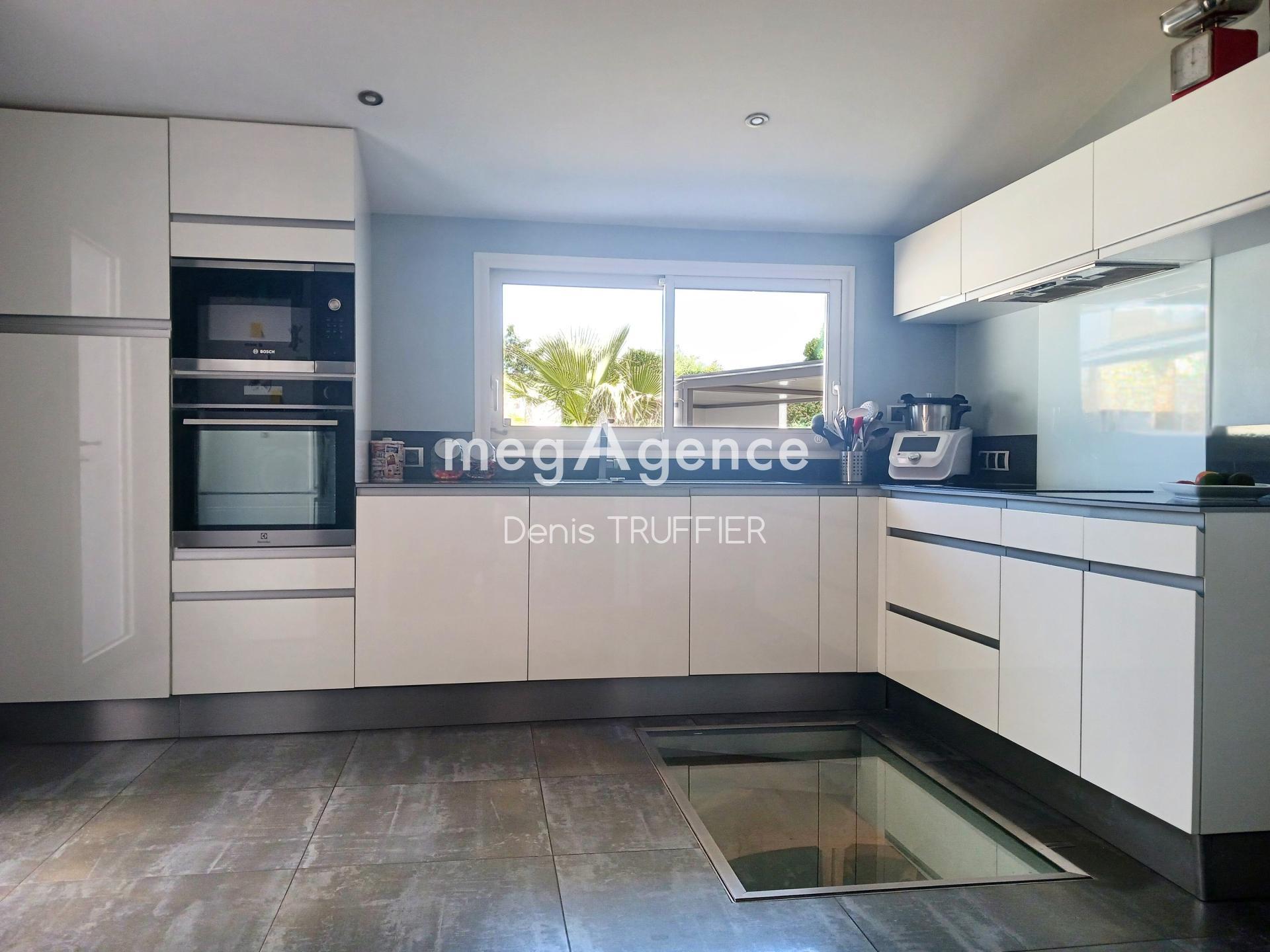 Miniature photo - 6 / 19