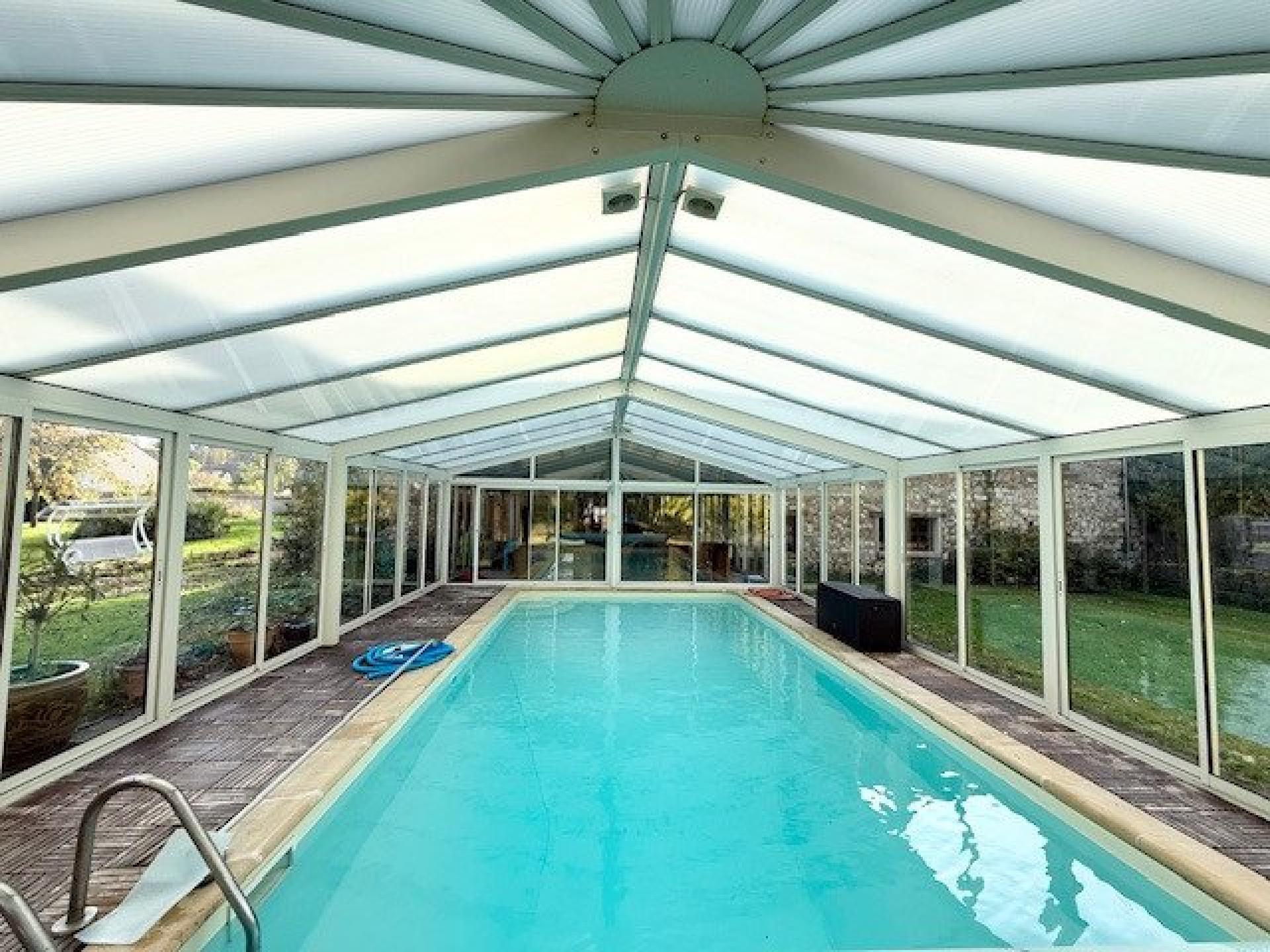 Miniature photo - 2 / 16