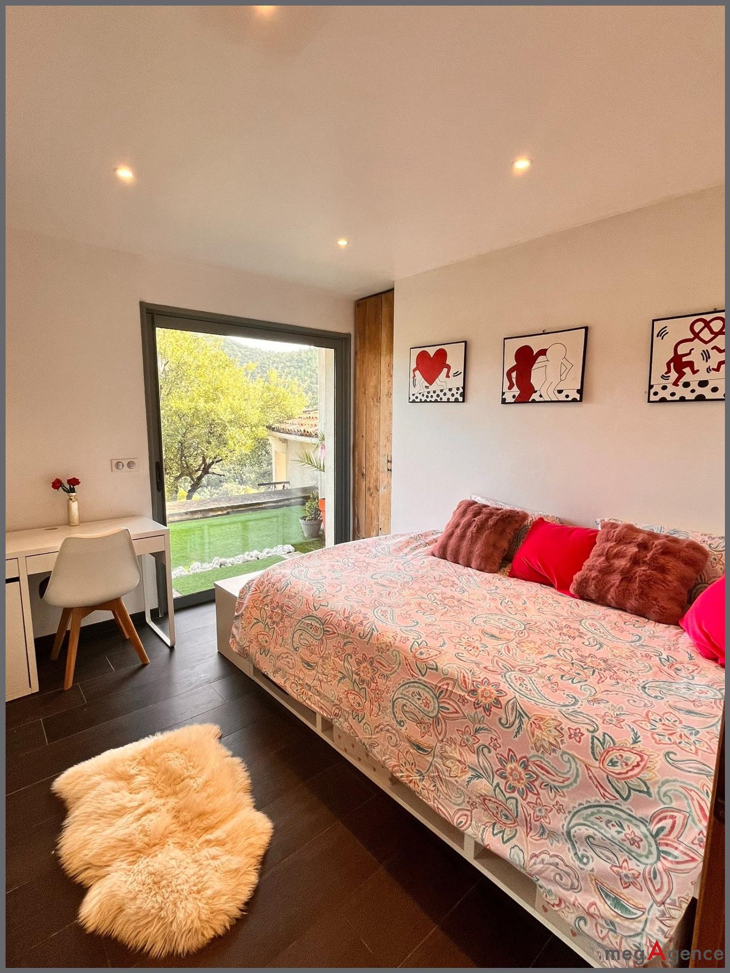 Miniature photo - 6 / 8