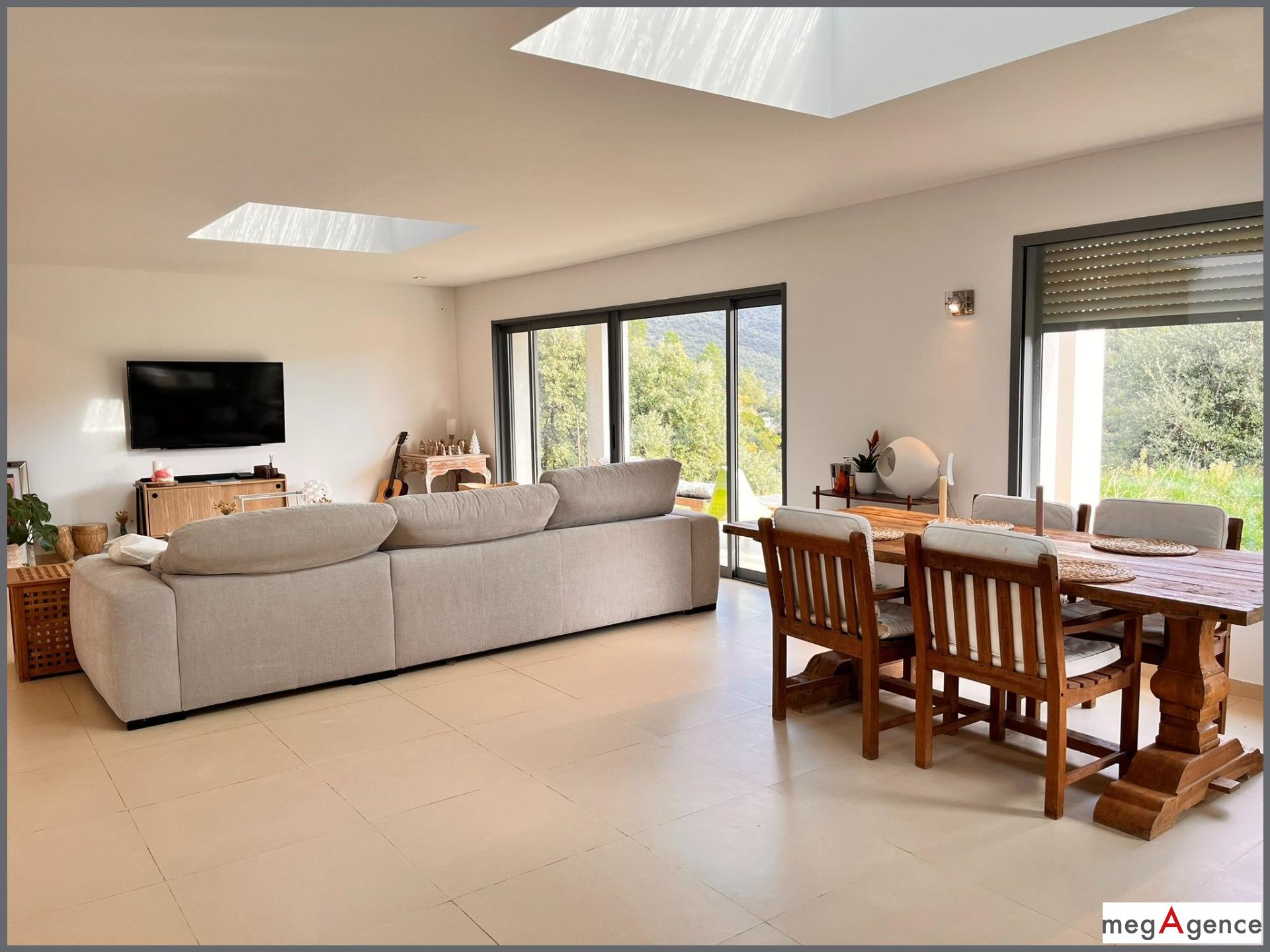 Miniature photo - 3 / 8