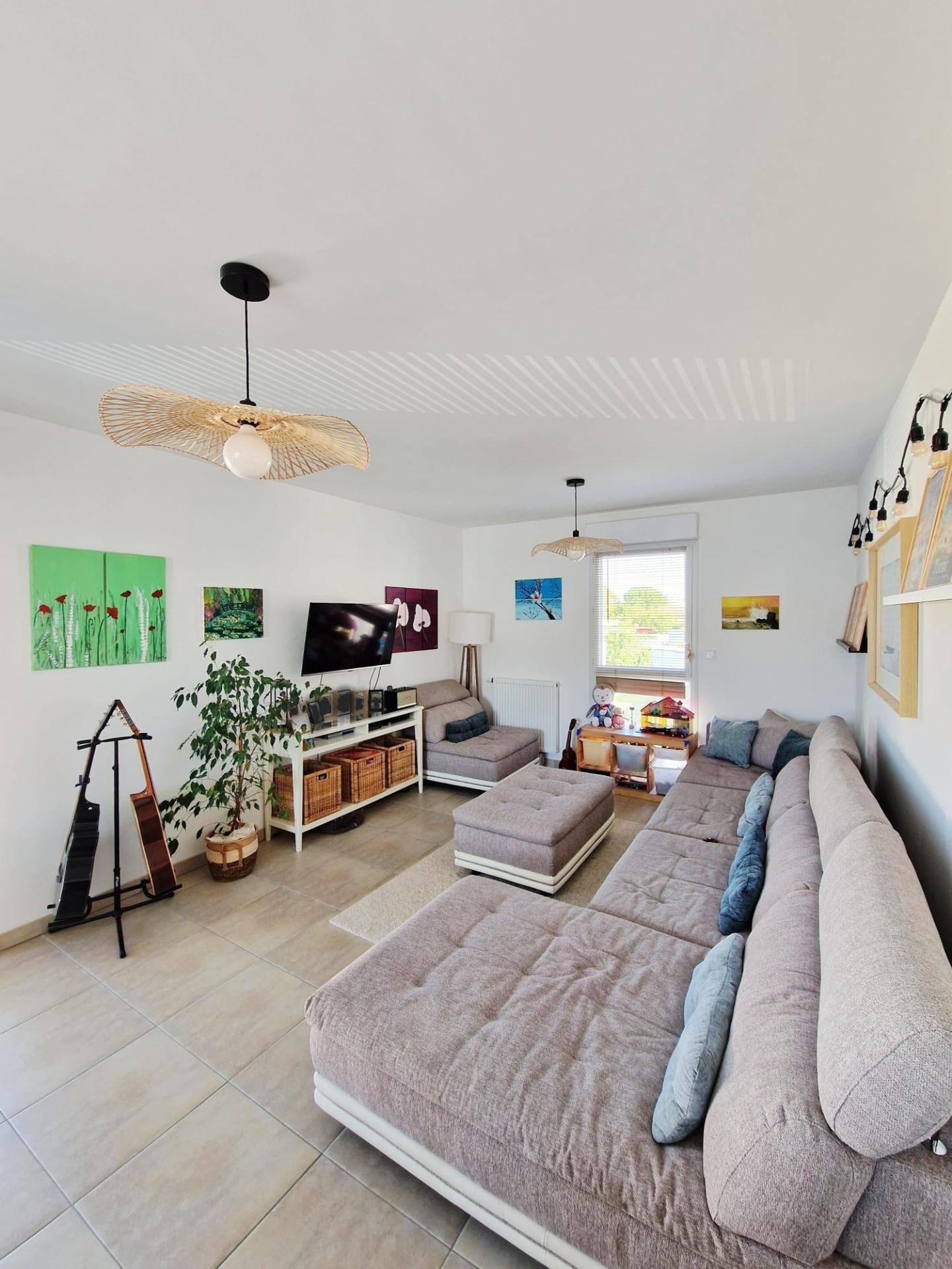 Miniature photo - 2 / 10