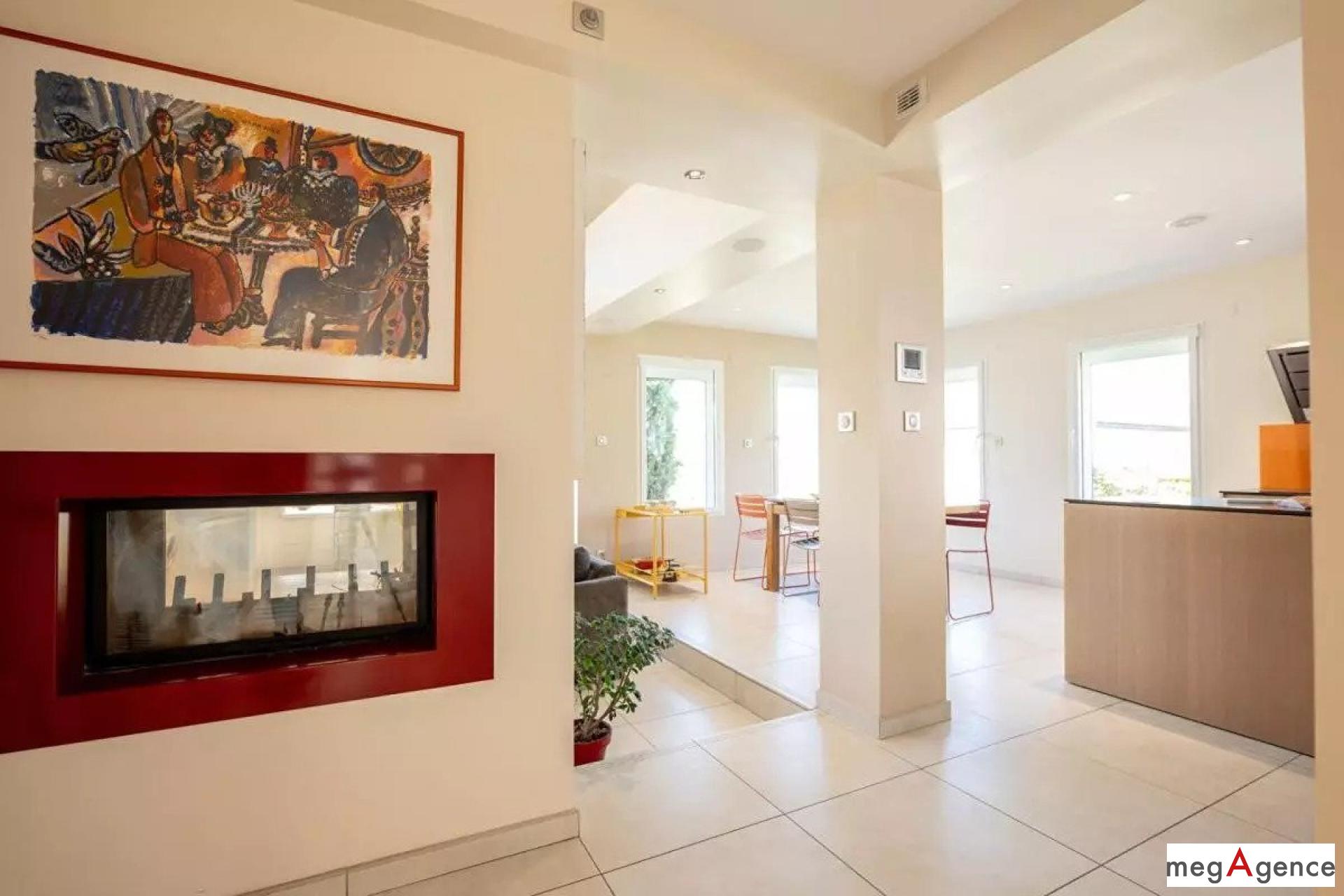 Miniature photo - 9 / 16