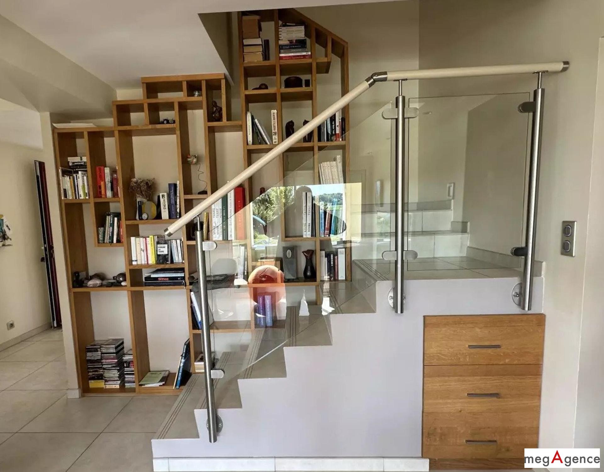 Miniature photo - 13 / 16