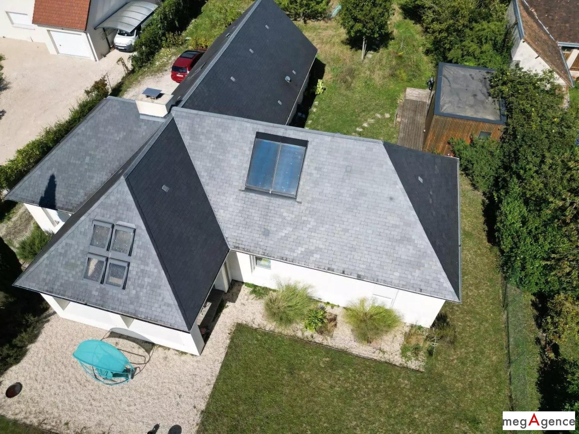 Miniature photo - 2 / 16