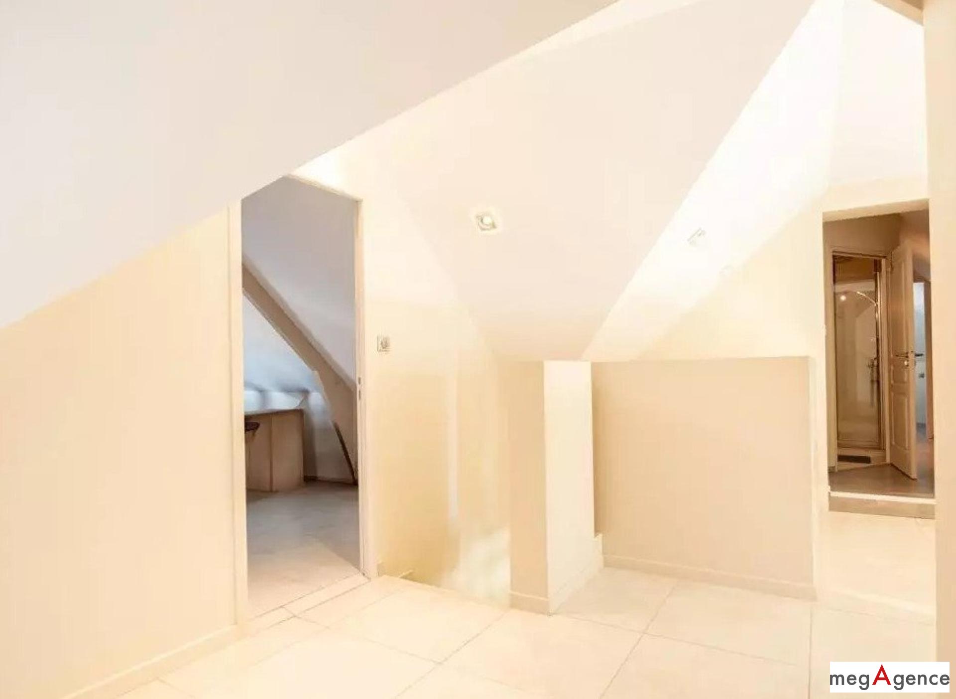 Miniature photo - 14 / 16