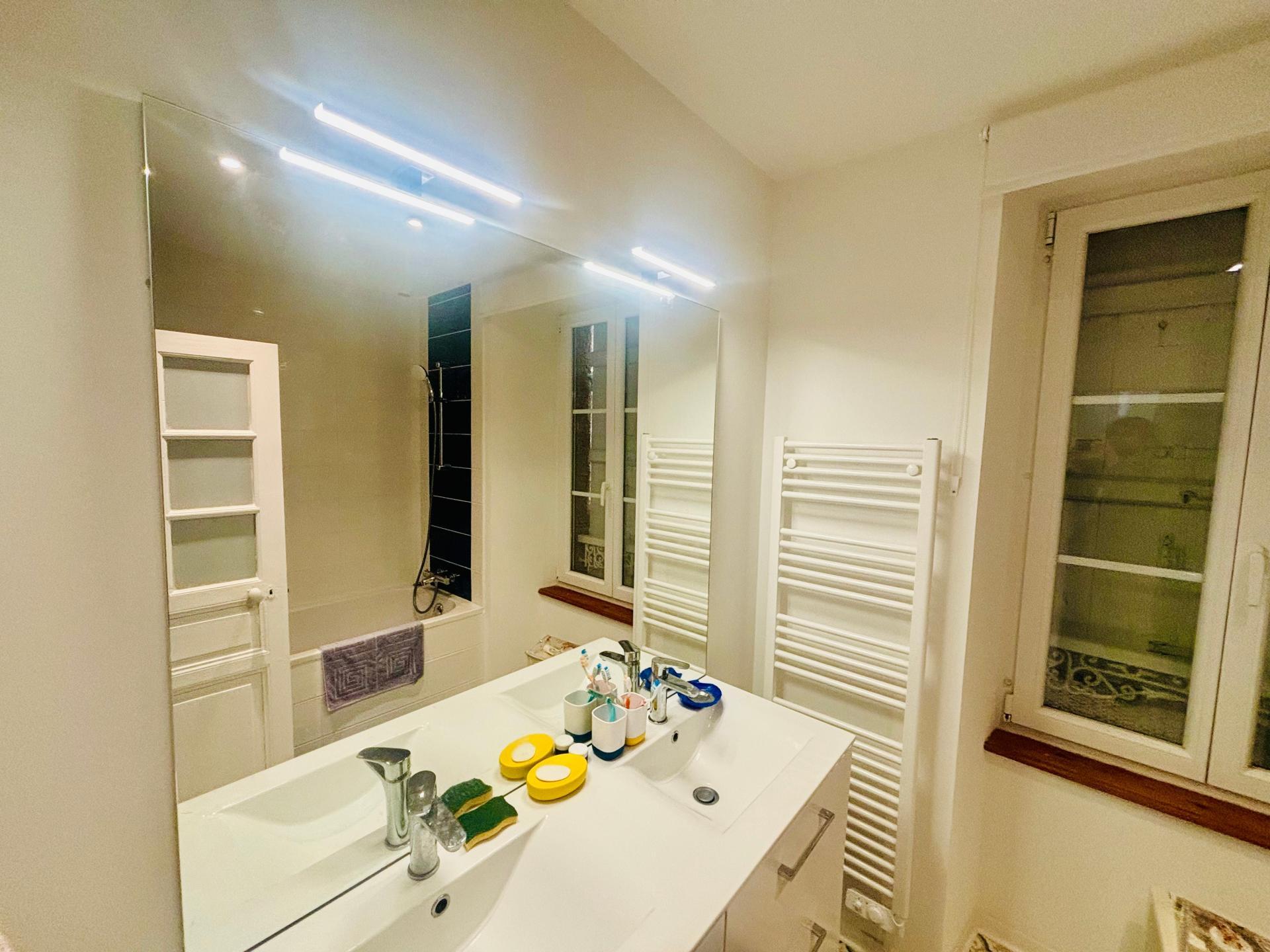 Miniature photo - 7 / 7