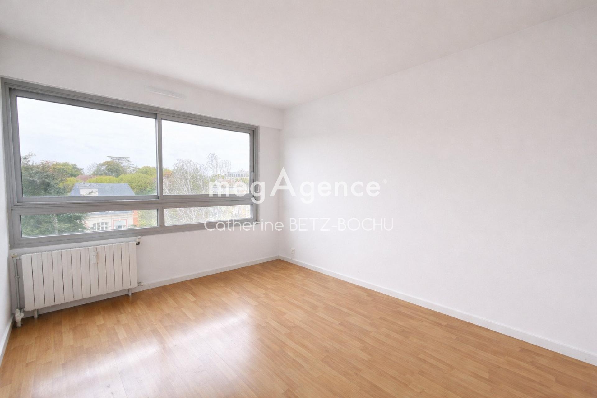 Miniature photo - 9 / 11