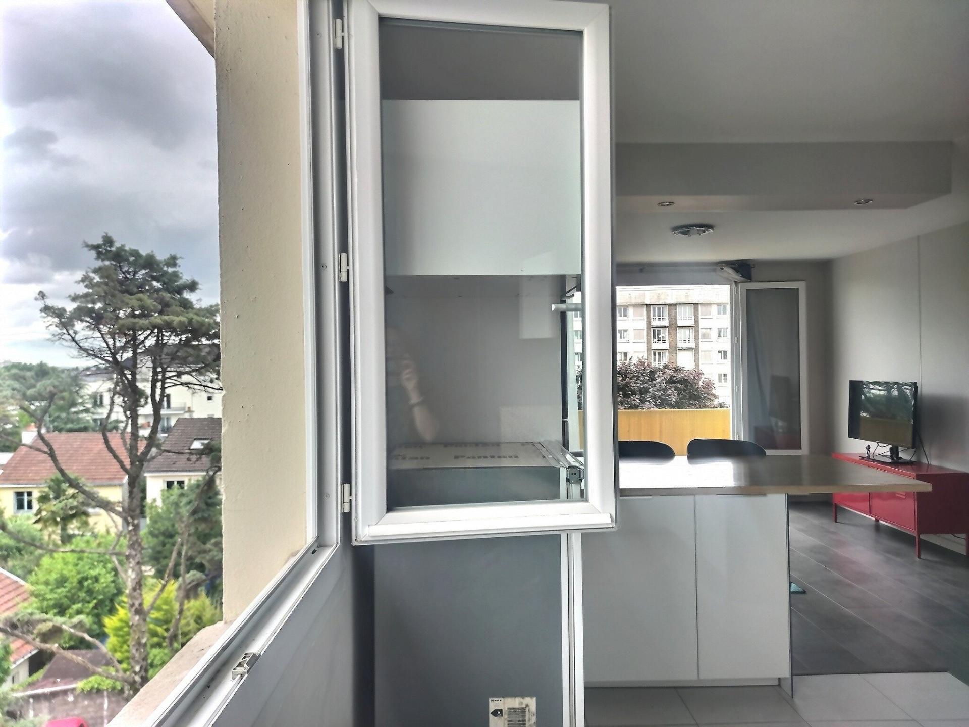 Miniature photo - 2 / 9