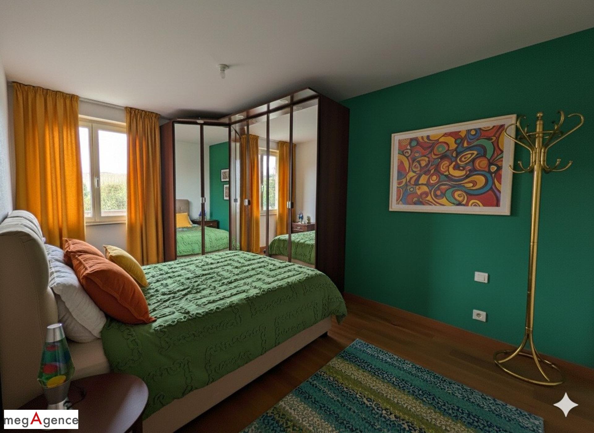 Miniature photo - 2 / 8