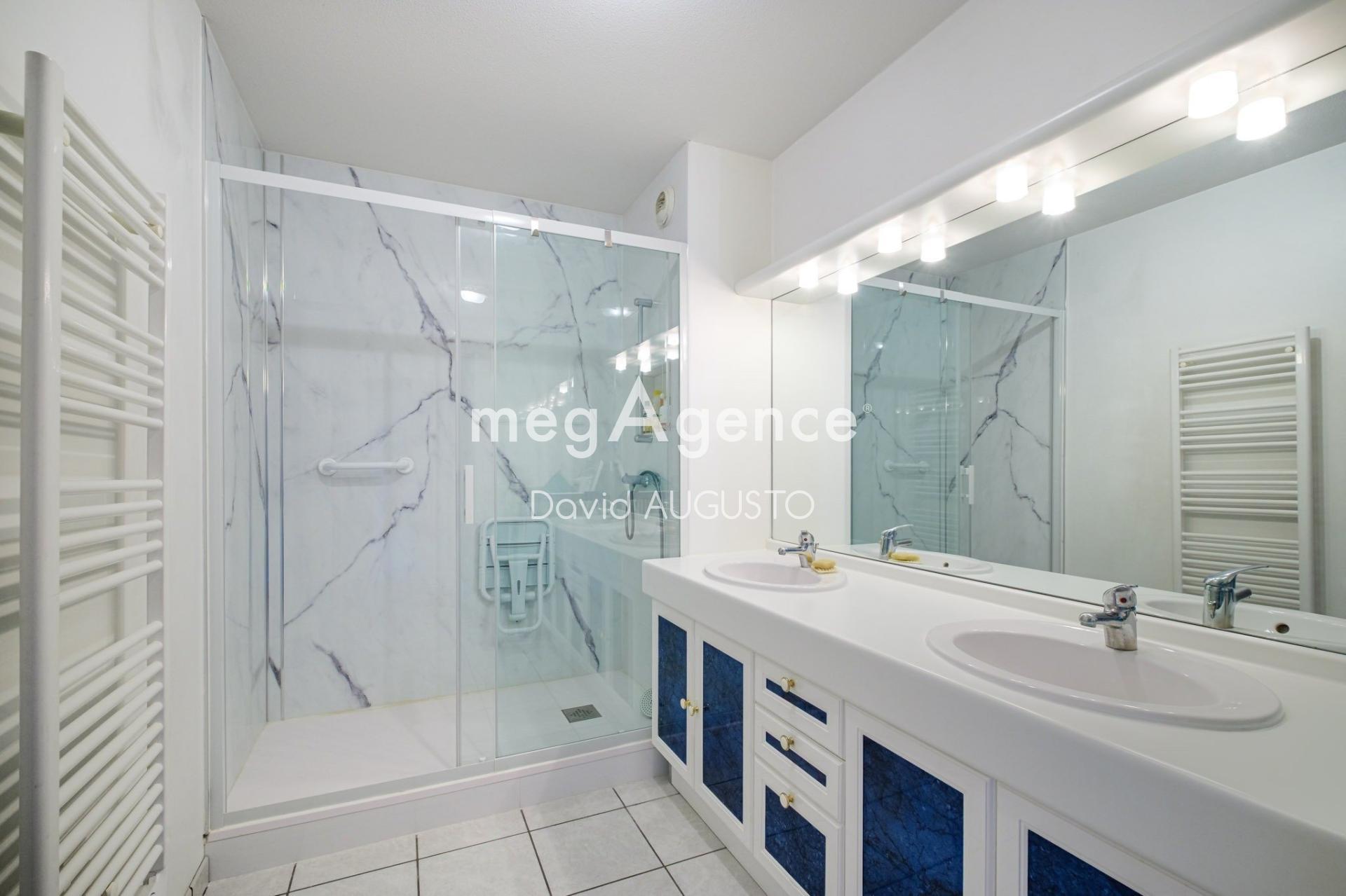 Miniature photo - 9 / 10