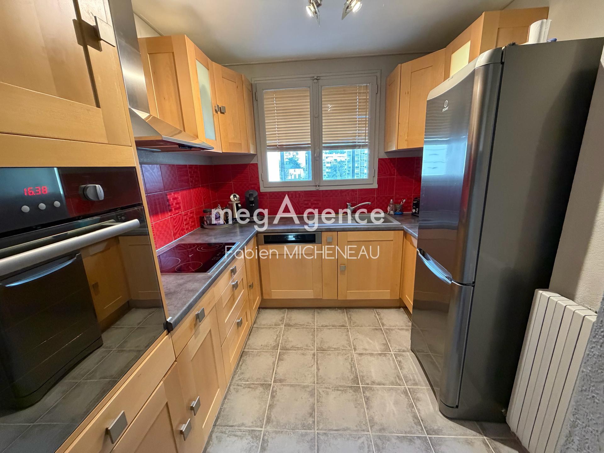 Miniature photo - 2 / 8