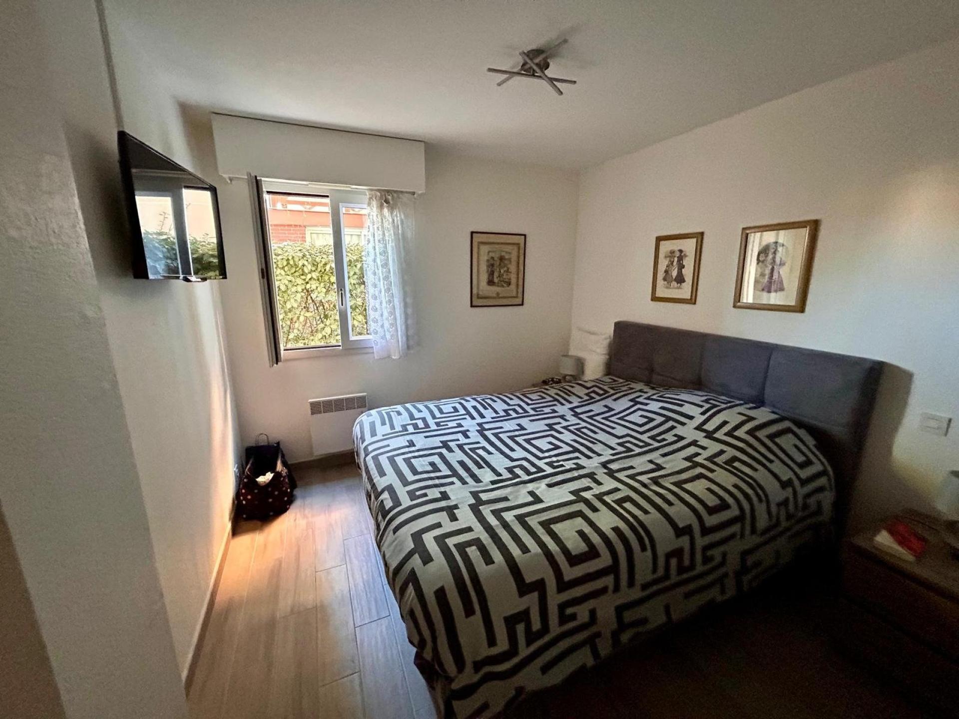 Miniature photo - 3 / 6