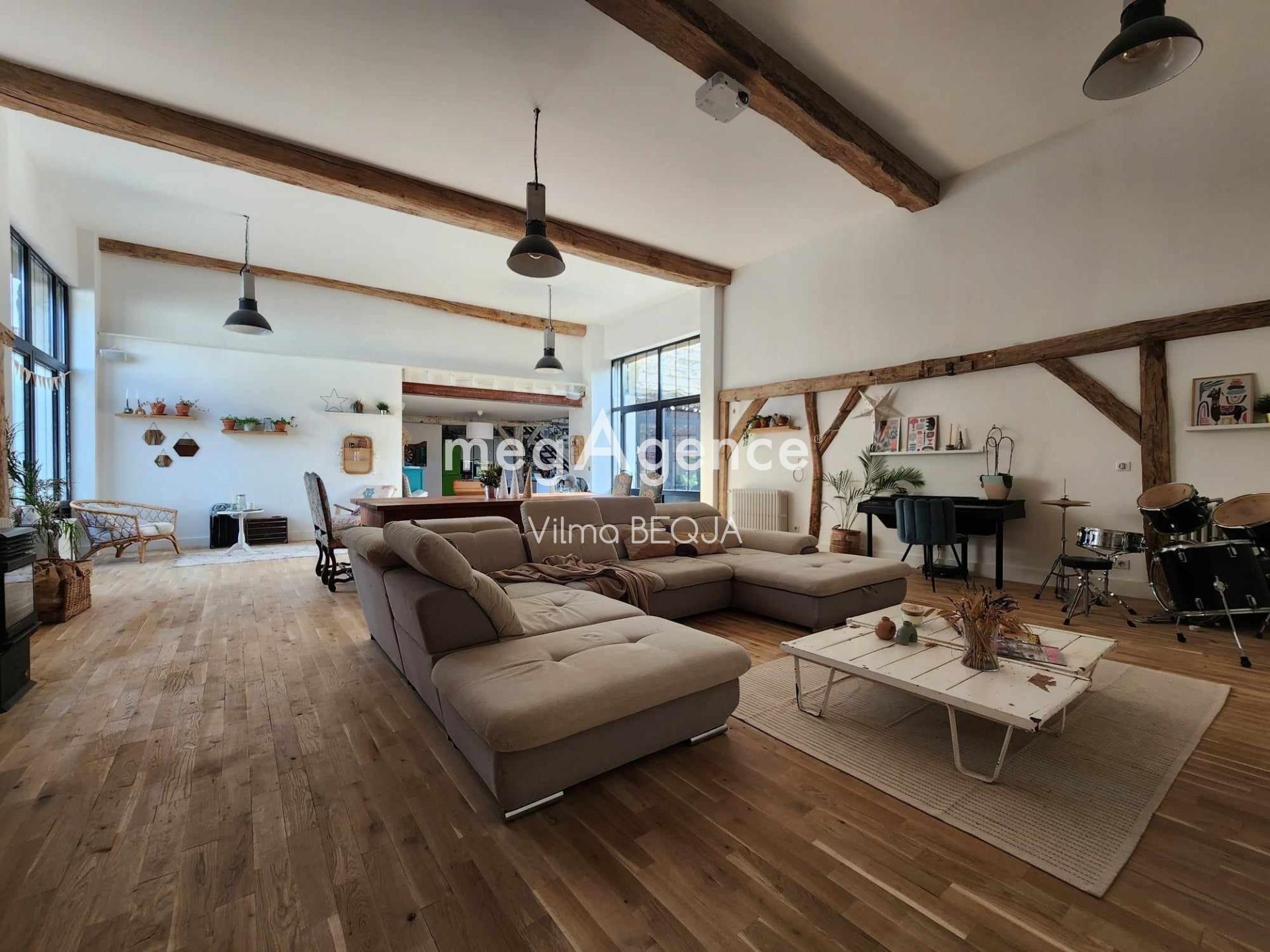 Miniature photo - 2 / 19