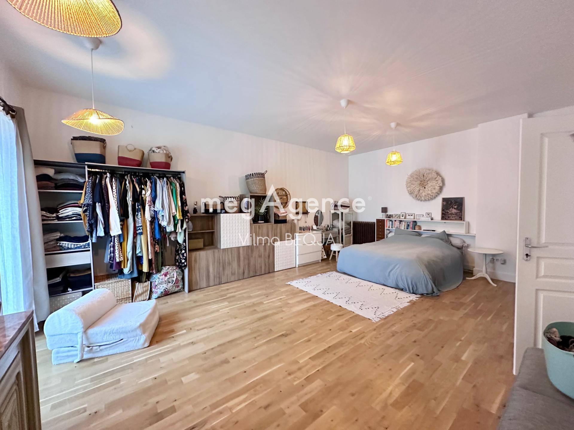 Miniature photo - 8 / 19