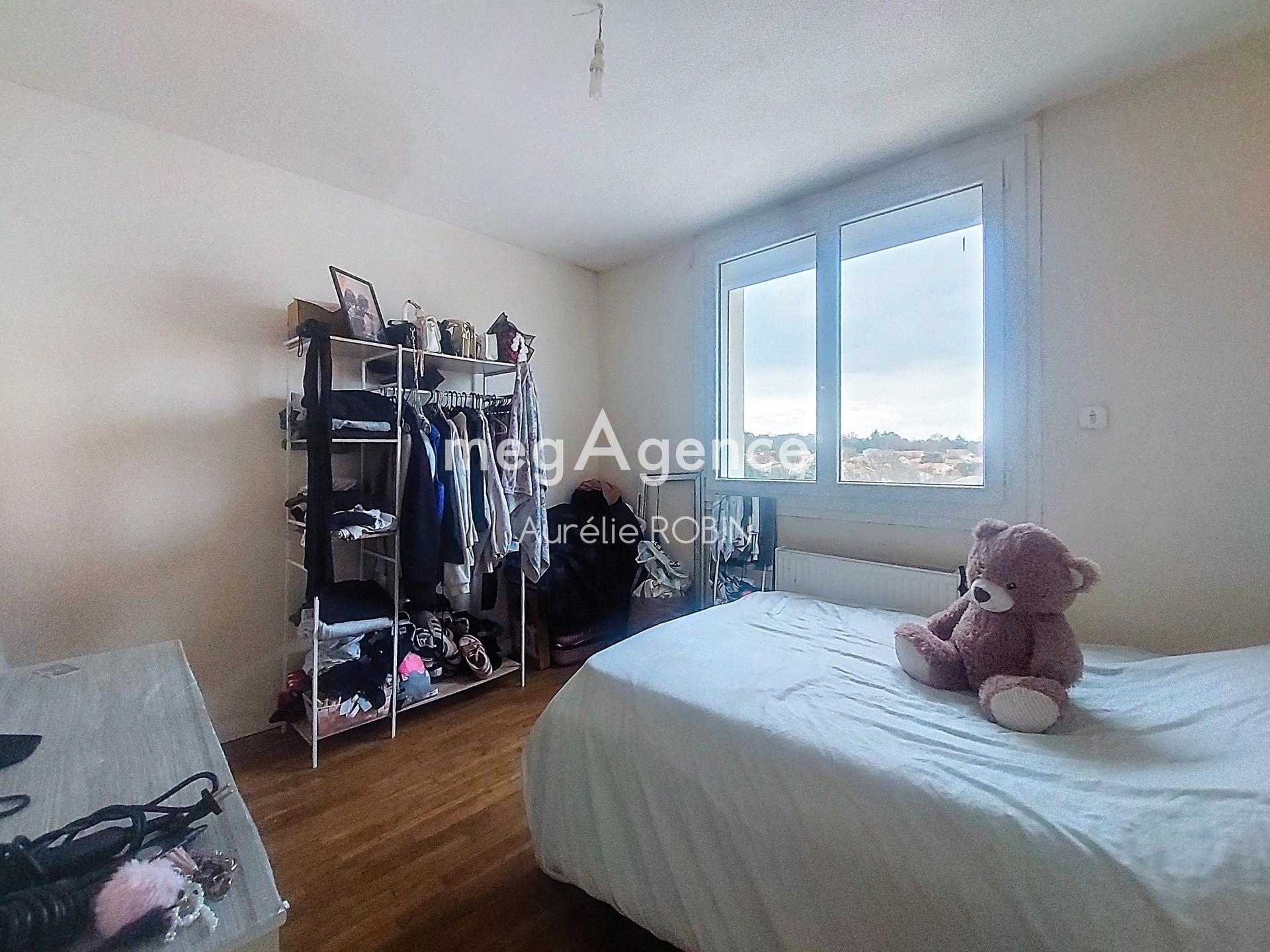 Miniature photo - 8 / 10