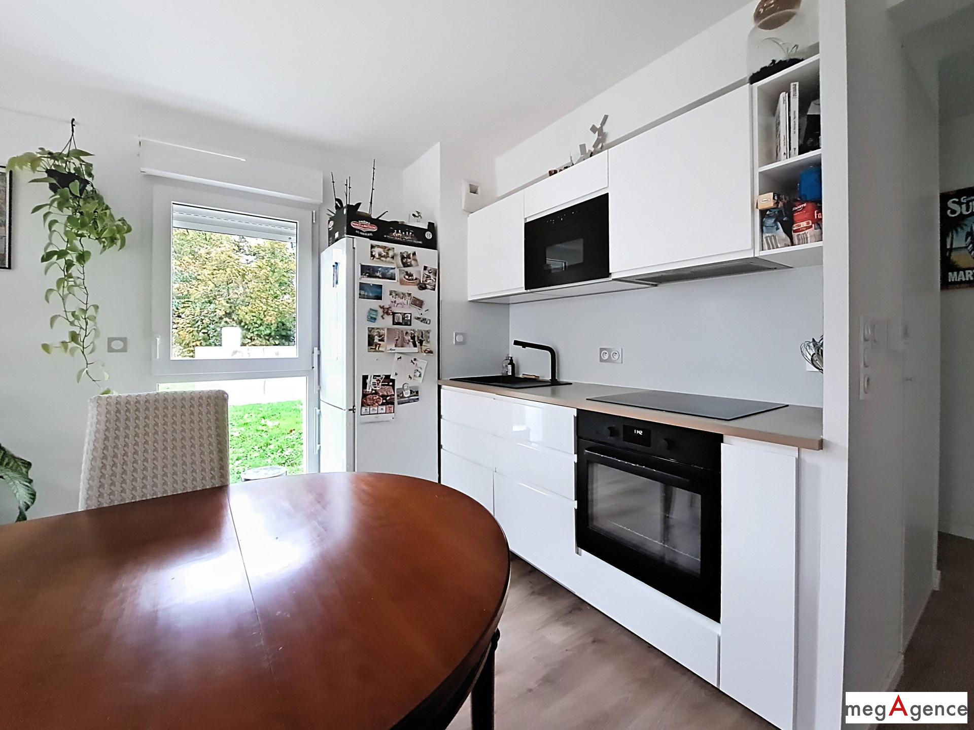 Miniature photo - 2 / 12