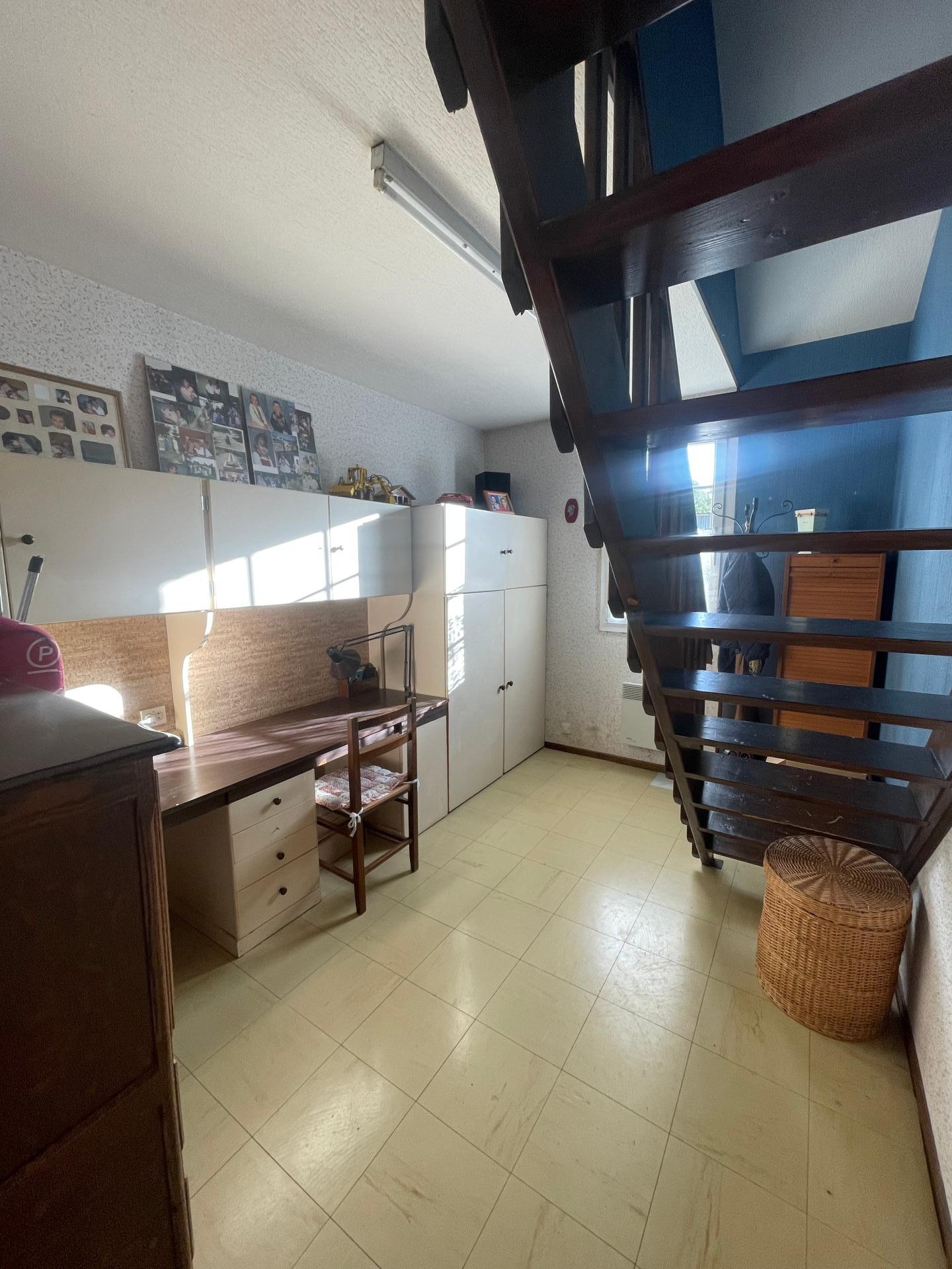 Miniature photo - 14 / 20