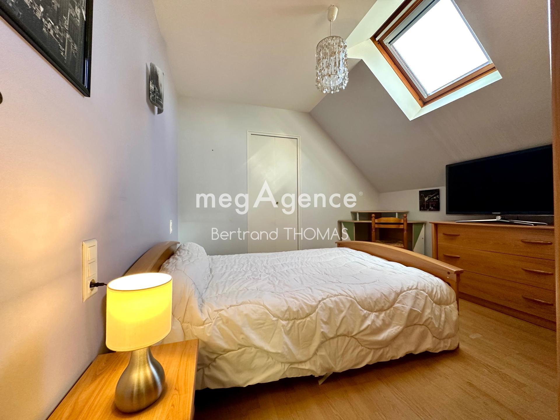 Miniature photo - 8 / 16