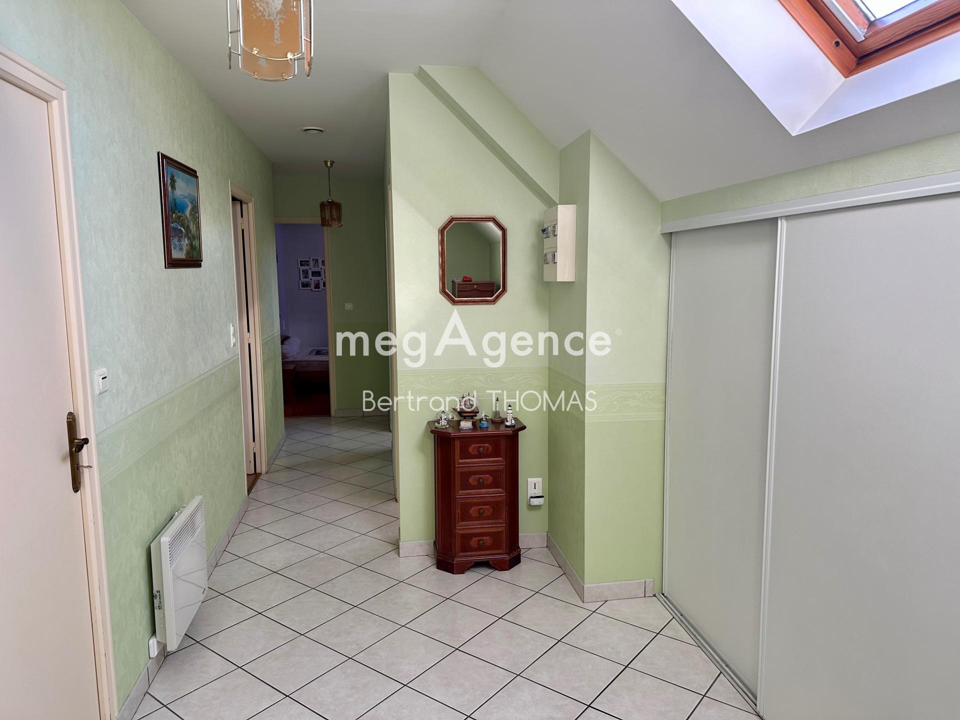 Miniature photo - 11 / 16