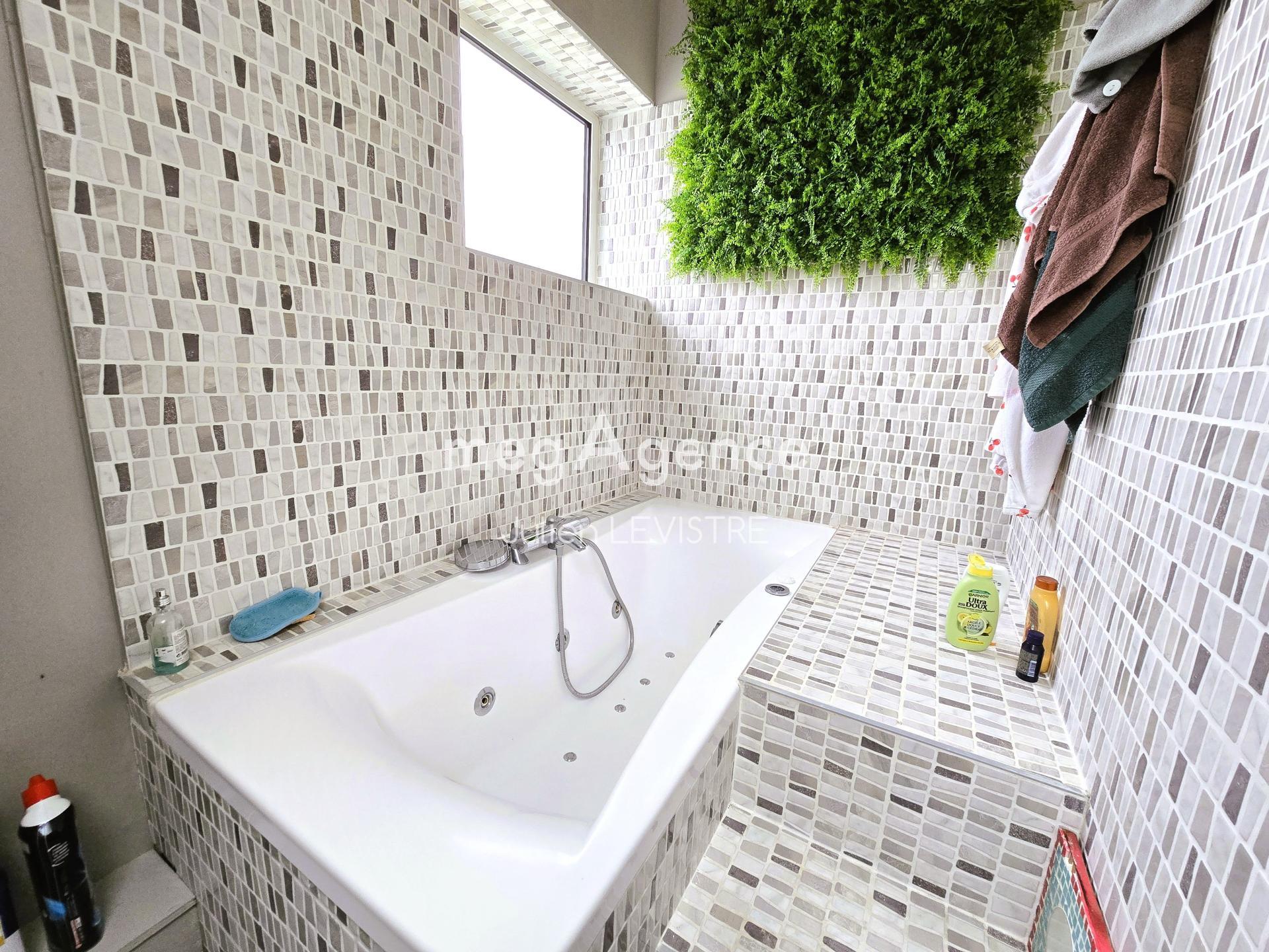 Miniature photo - 10 / 12