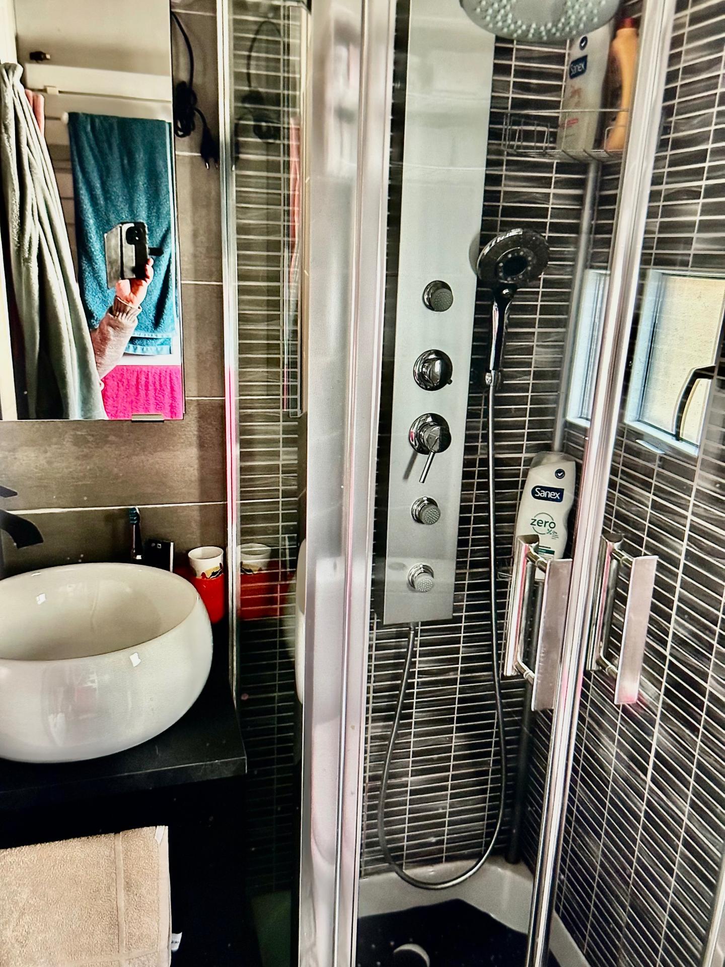 Miniature photo - 5 / 9