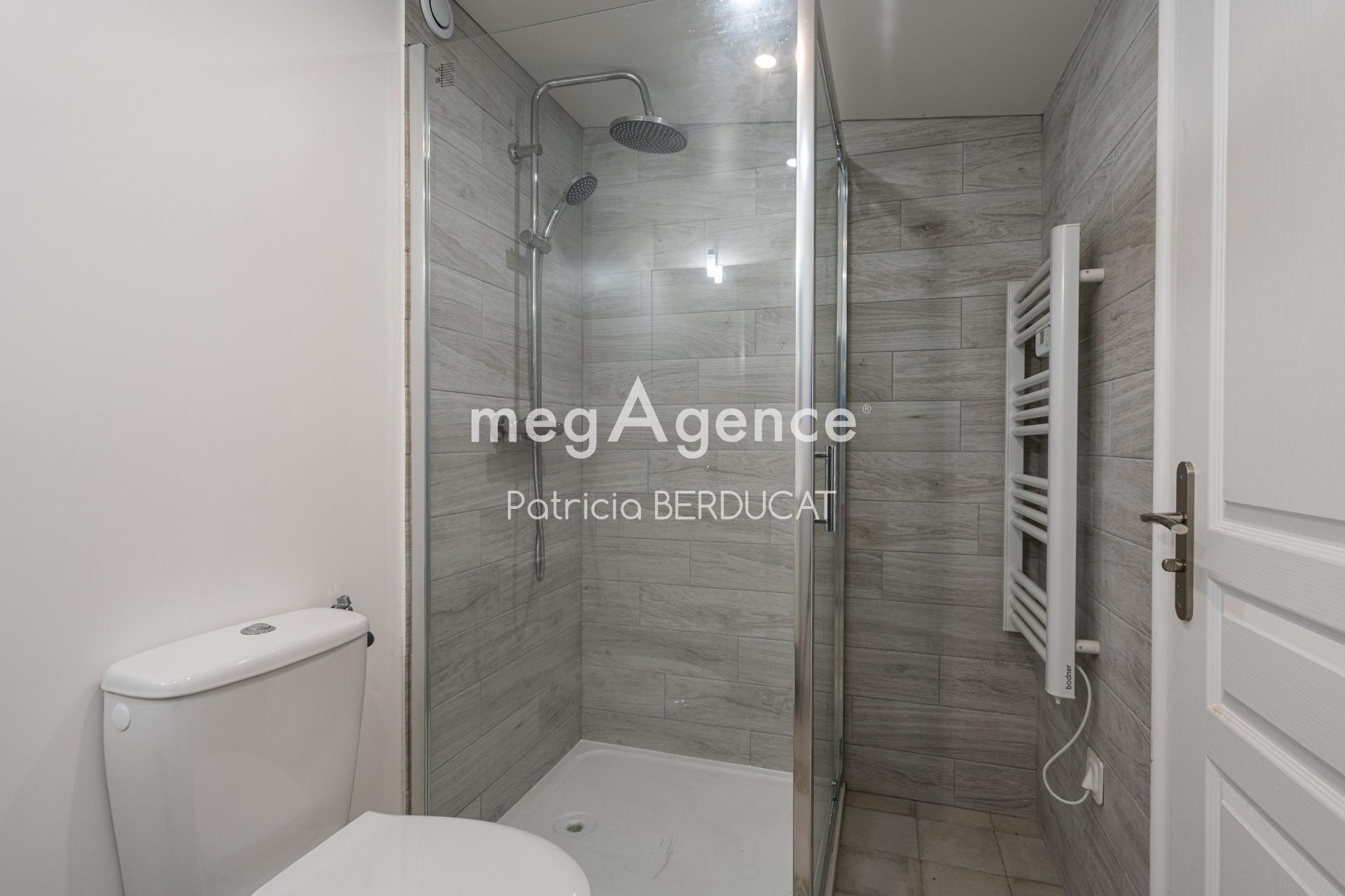 Miniature photo - 6 / 10