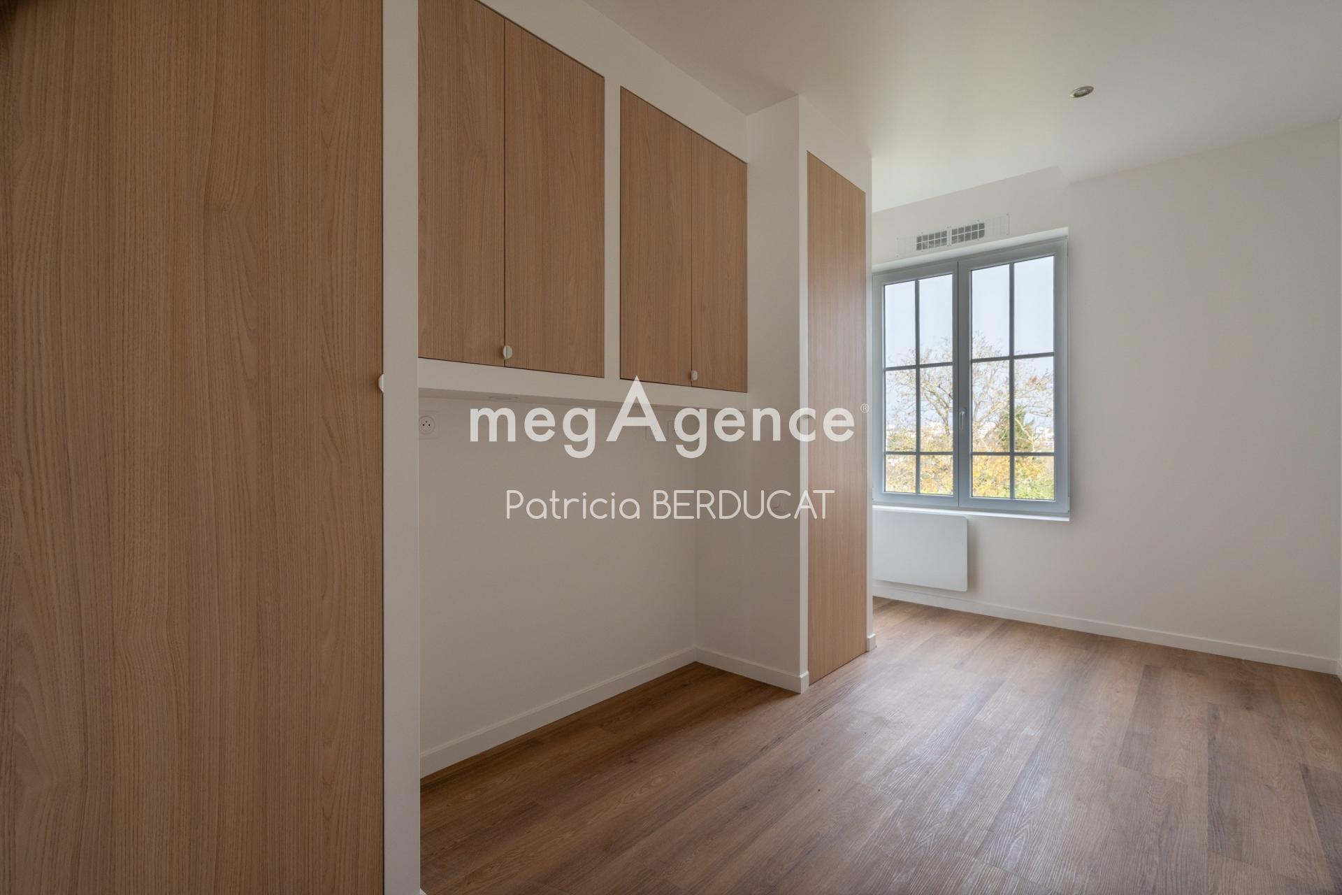 Miniature photo - 7 / 10